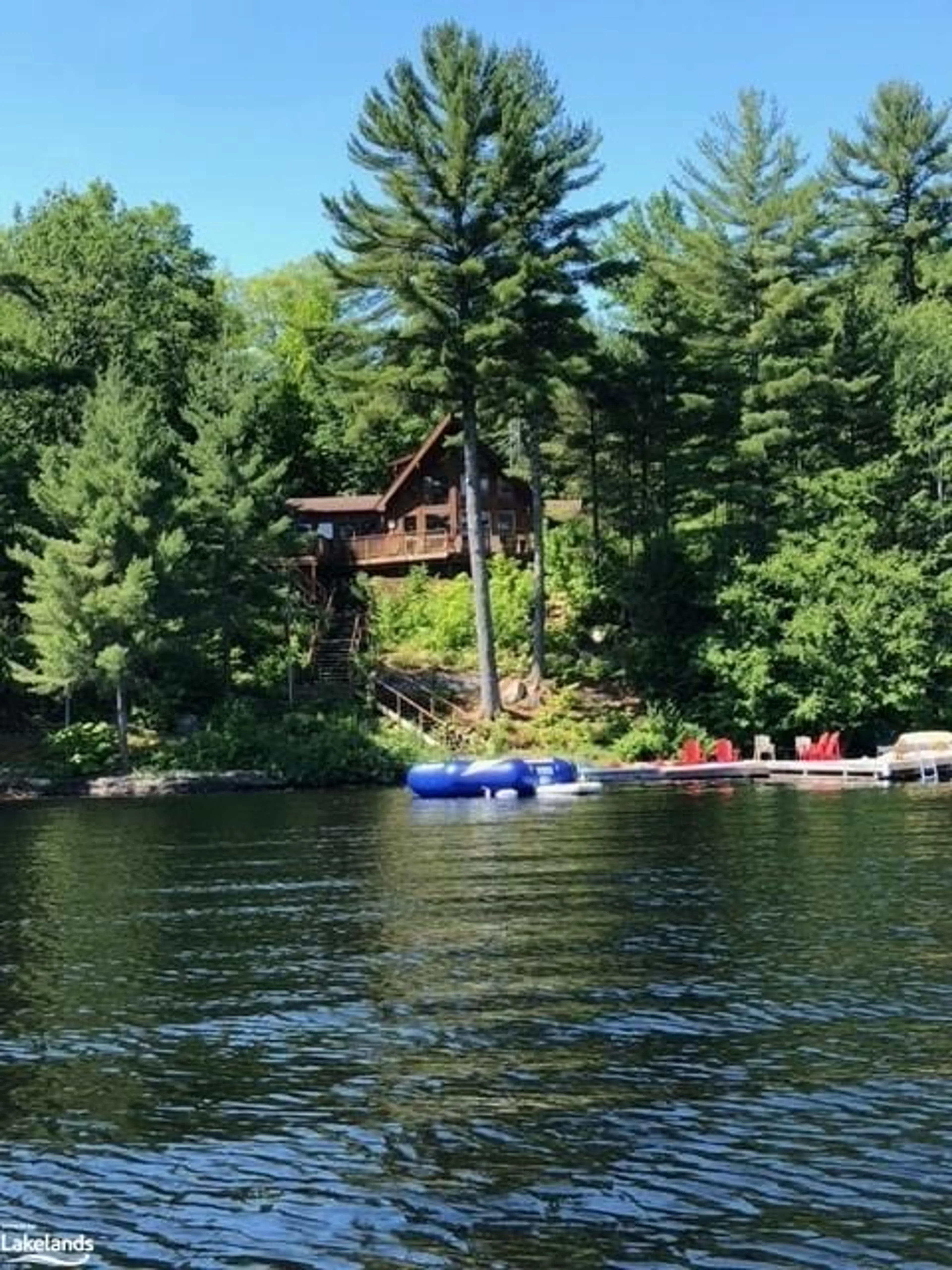 Cottage for 18 Miller Island, Gravenhurst Ontario P1P 1R2