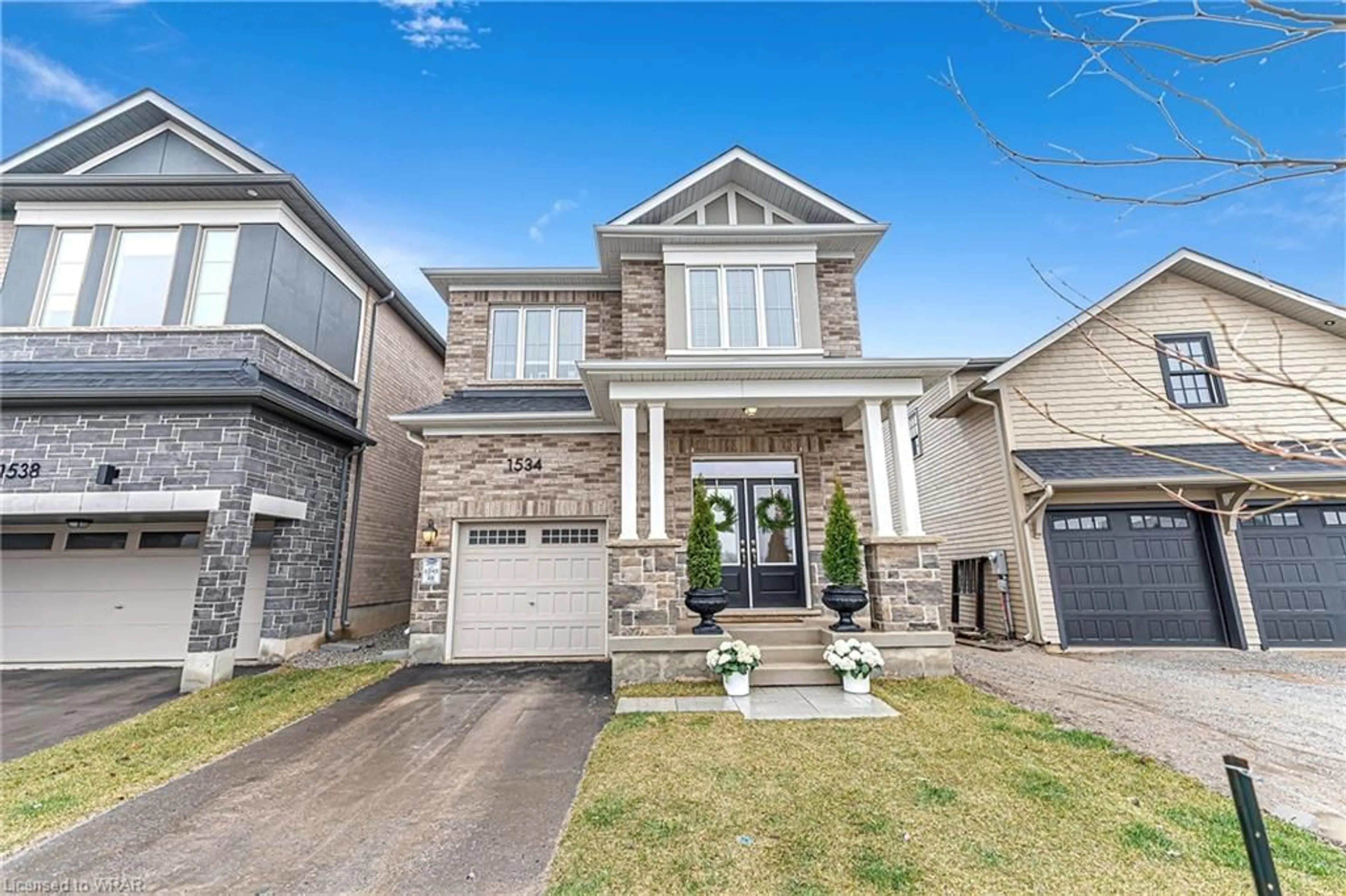 Frontside or backside of a home for 1534 Severn Dr, Milton Ontario L9E 1X9