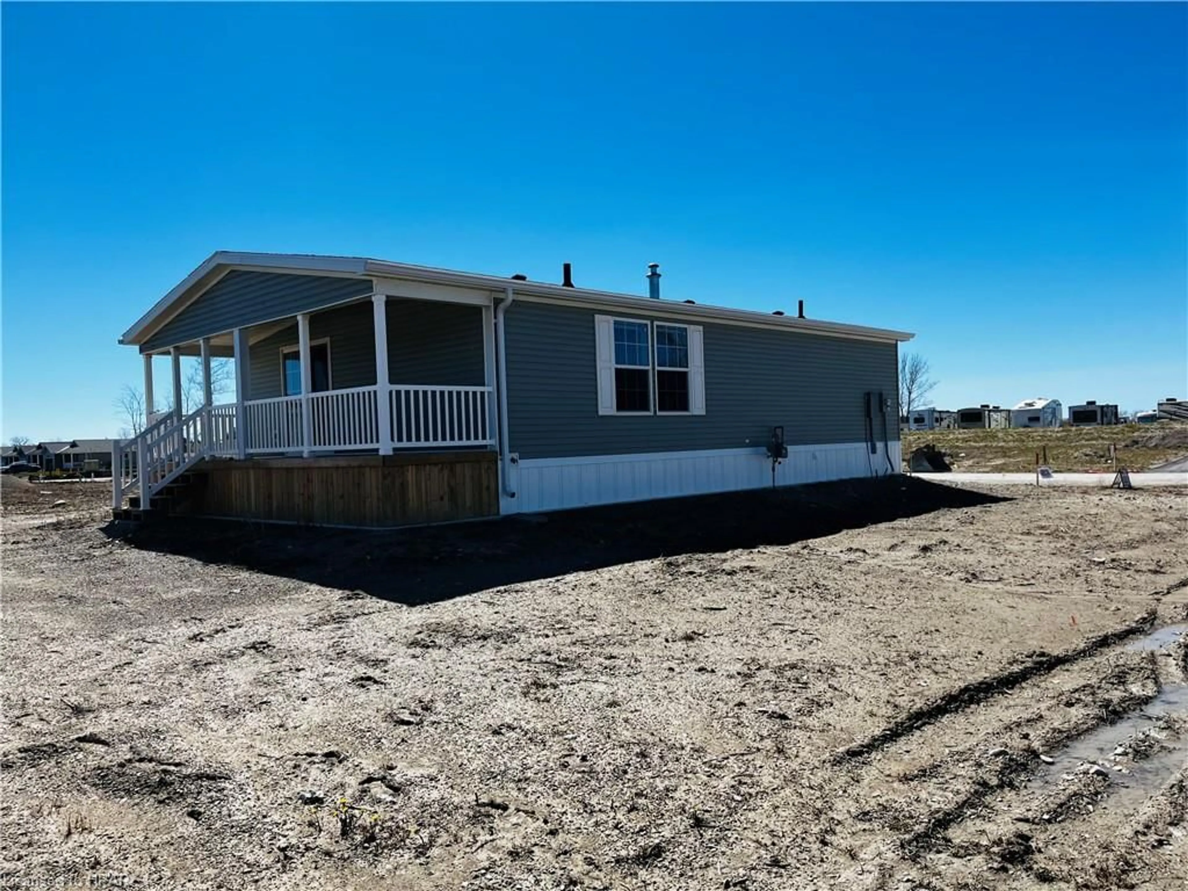 Frontside or backside of a home, cottage for 10 Blfs Vw Blvd, Huron Haven Ontario N7A 0C6