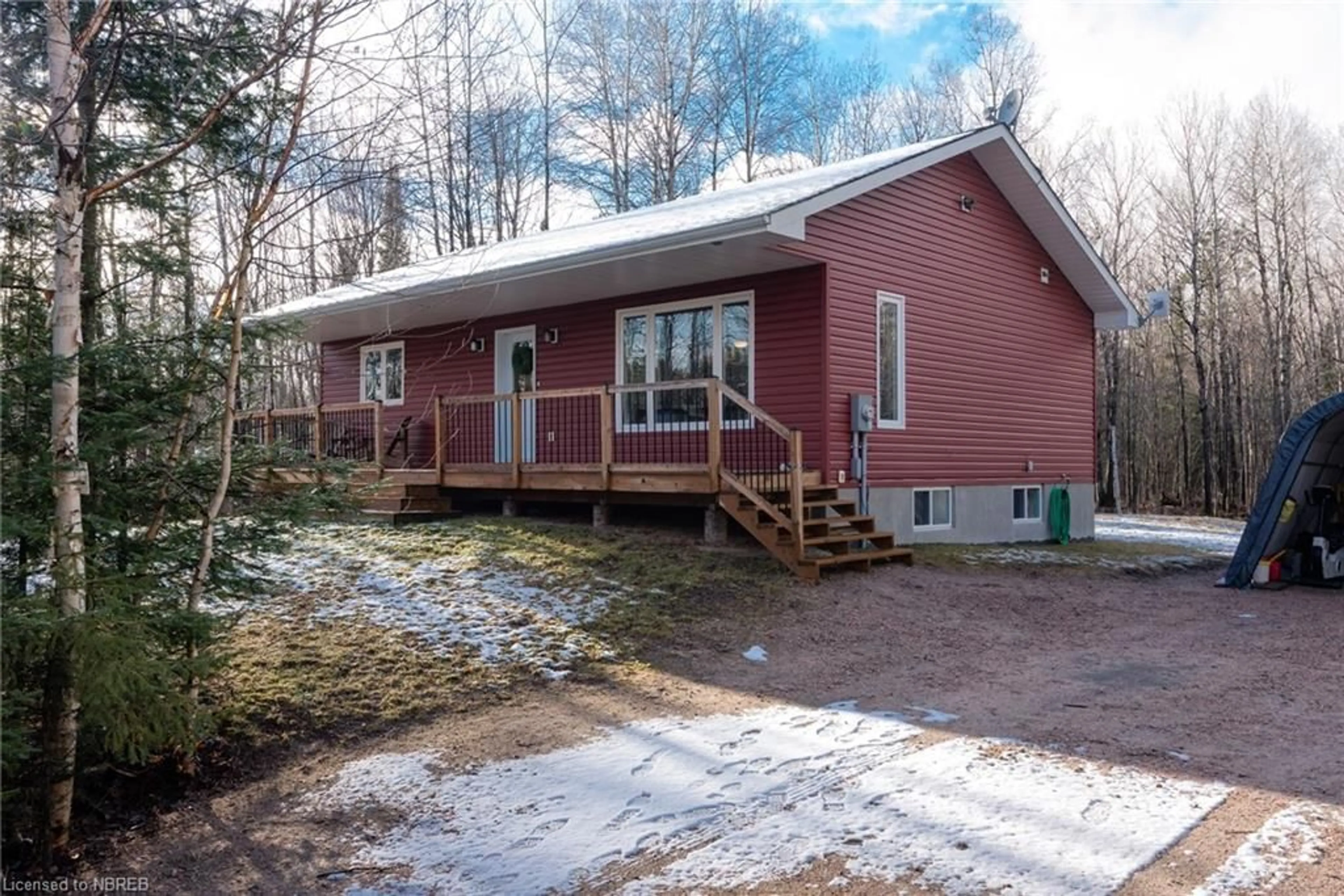 Cottage for 102 Stone Cutters Rd, Callander Ontario P0H 1H0
