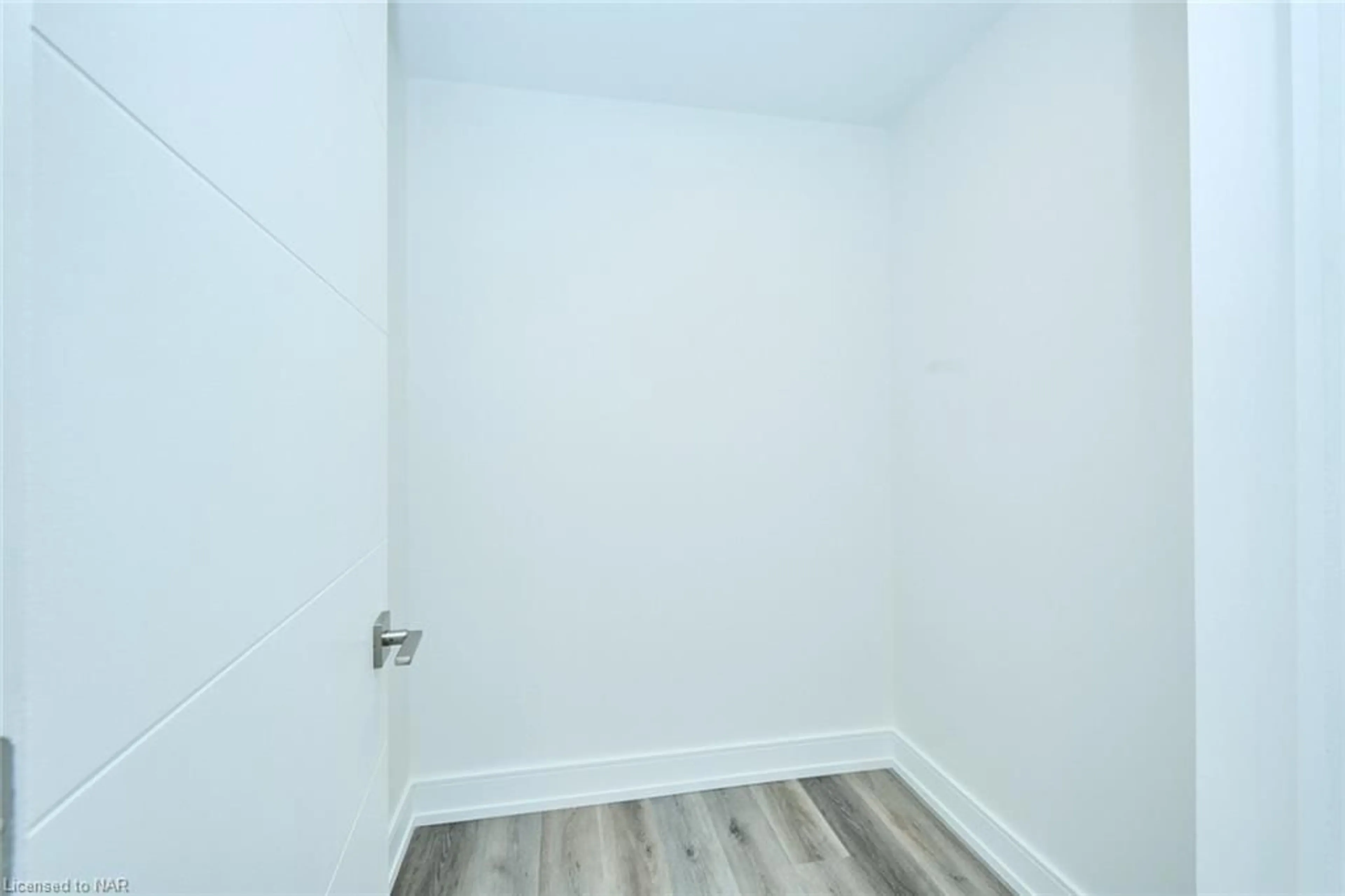 A pic of a room for 300B Fourth Ave #509, St. Catharines Ontario L2R 6P9