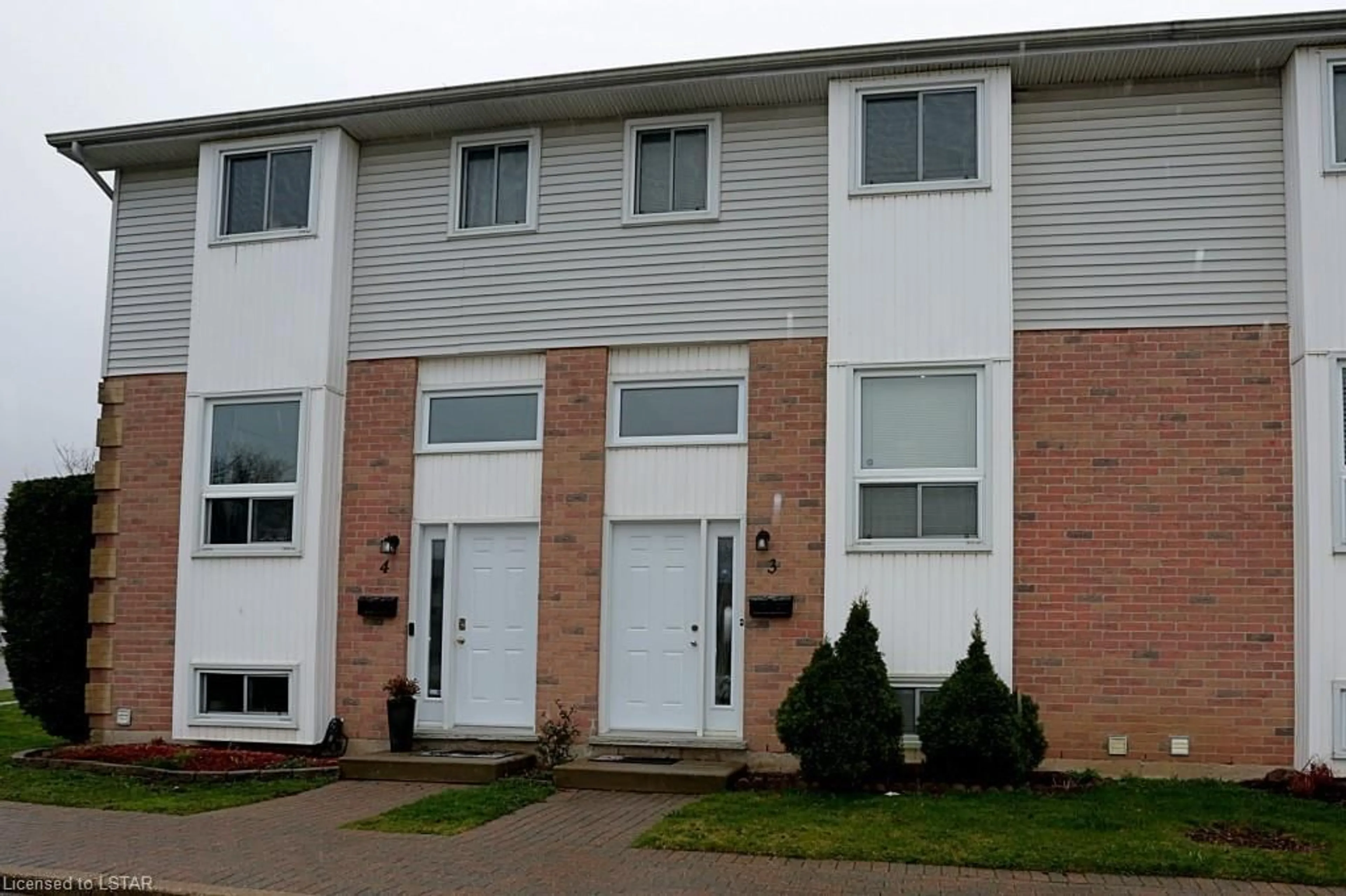 A pic from exterior of the house or condo for 110 Deveron Cres #3, London Ontario N5Z 4W7