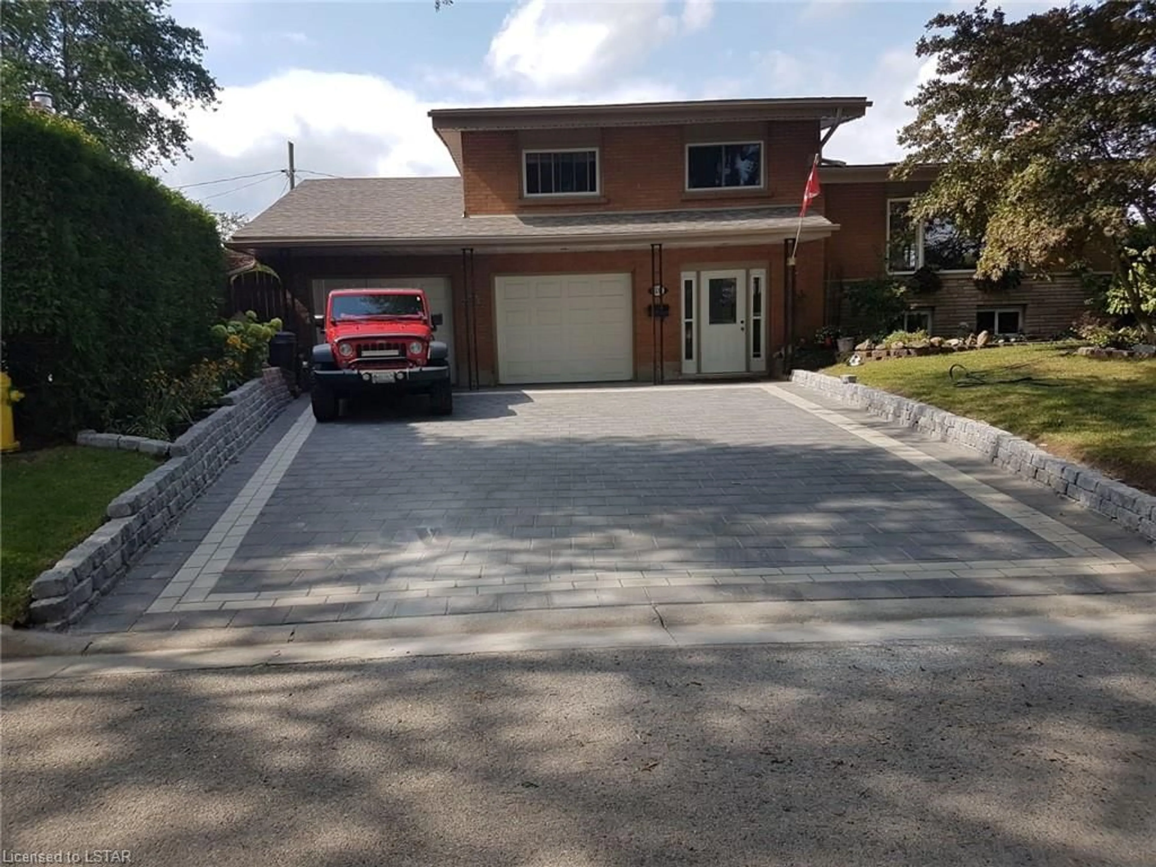 Frontside or backside of a home for 10 Oregon Rd, London Ontario N5Z 4B9