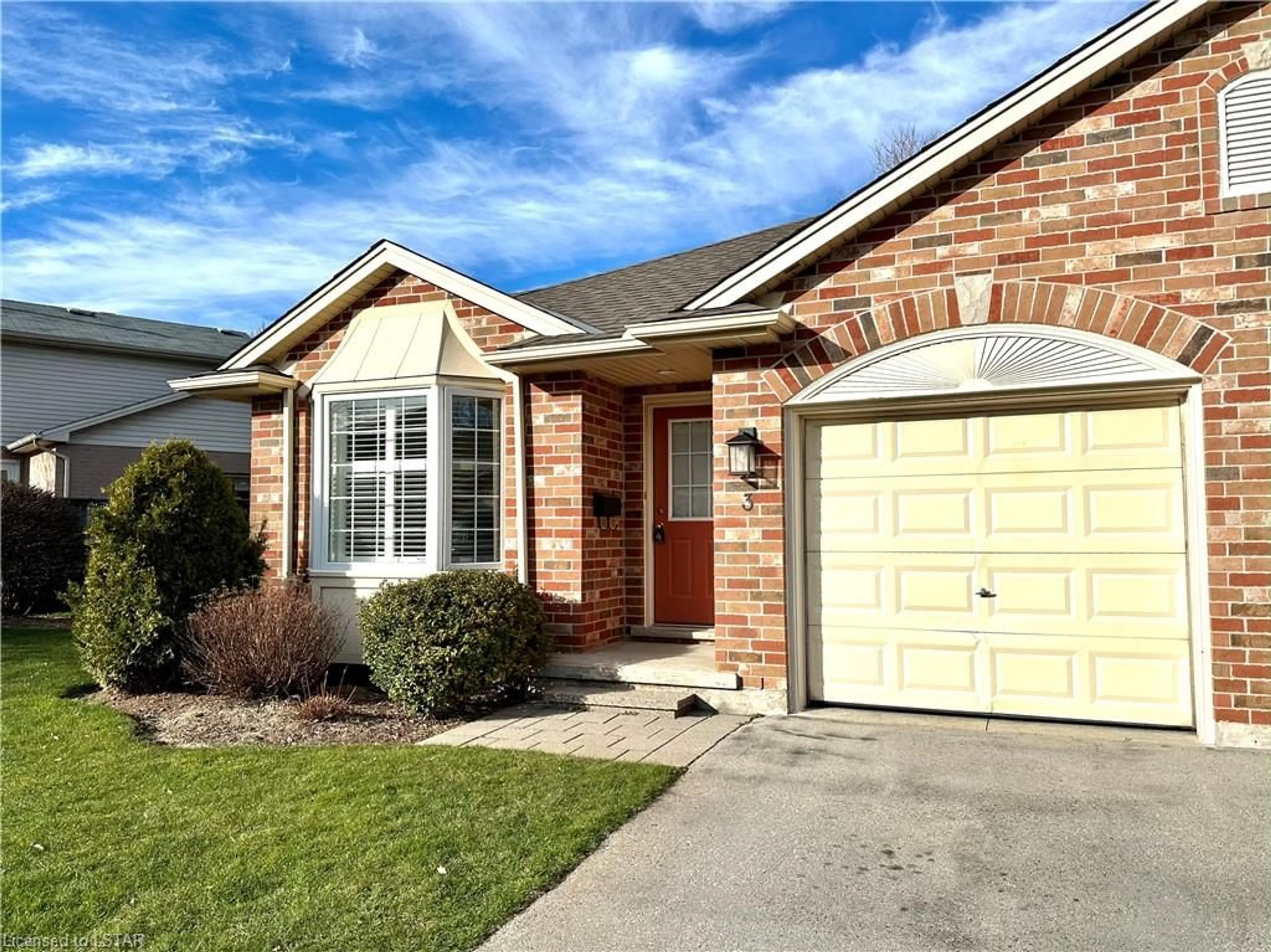 Home with brick exterior material for 1625 Attawandaron Rd #3, London Ontario N6G 3M5