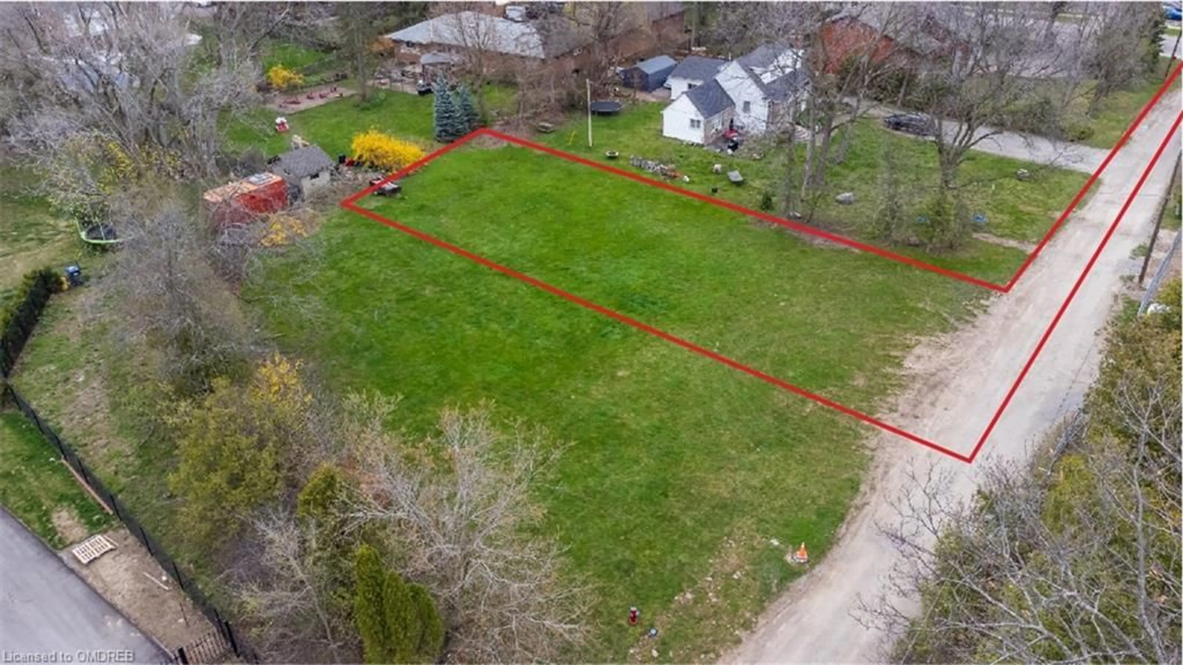 Fenced yard for 1066 Sixth Line, Oakville Ontario L6H 1W5