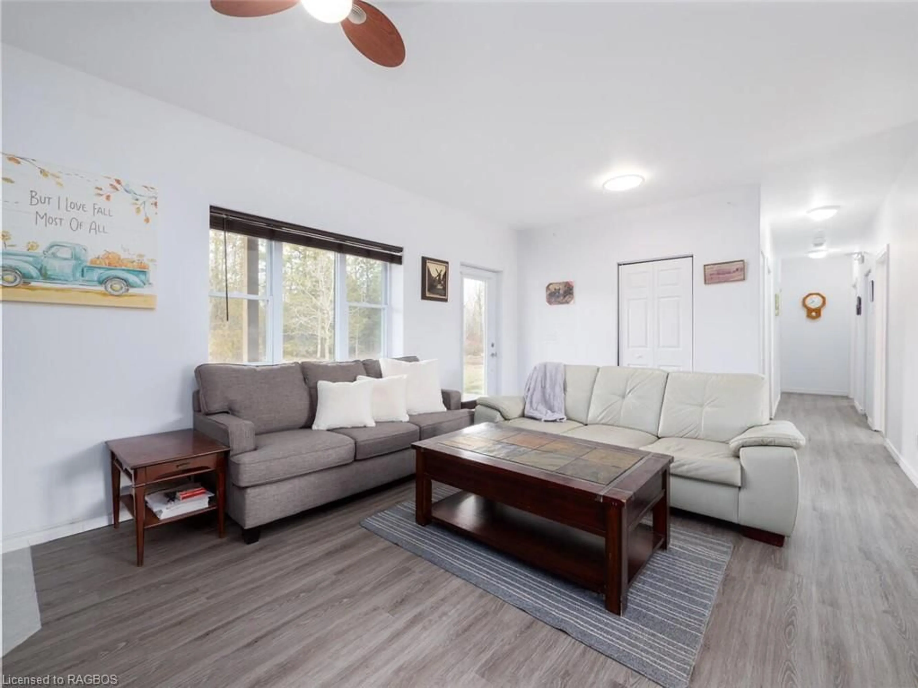 Living room, wood floors for 288 Cape Chin South Rd, Northern Bruce Peninsula Ontario N0H 1W0