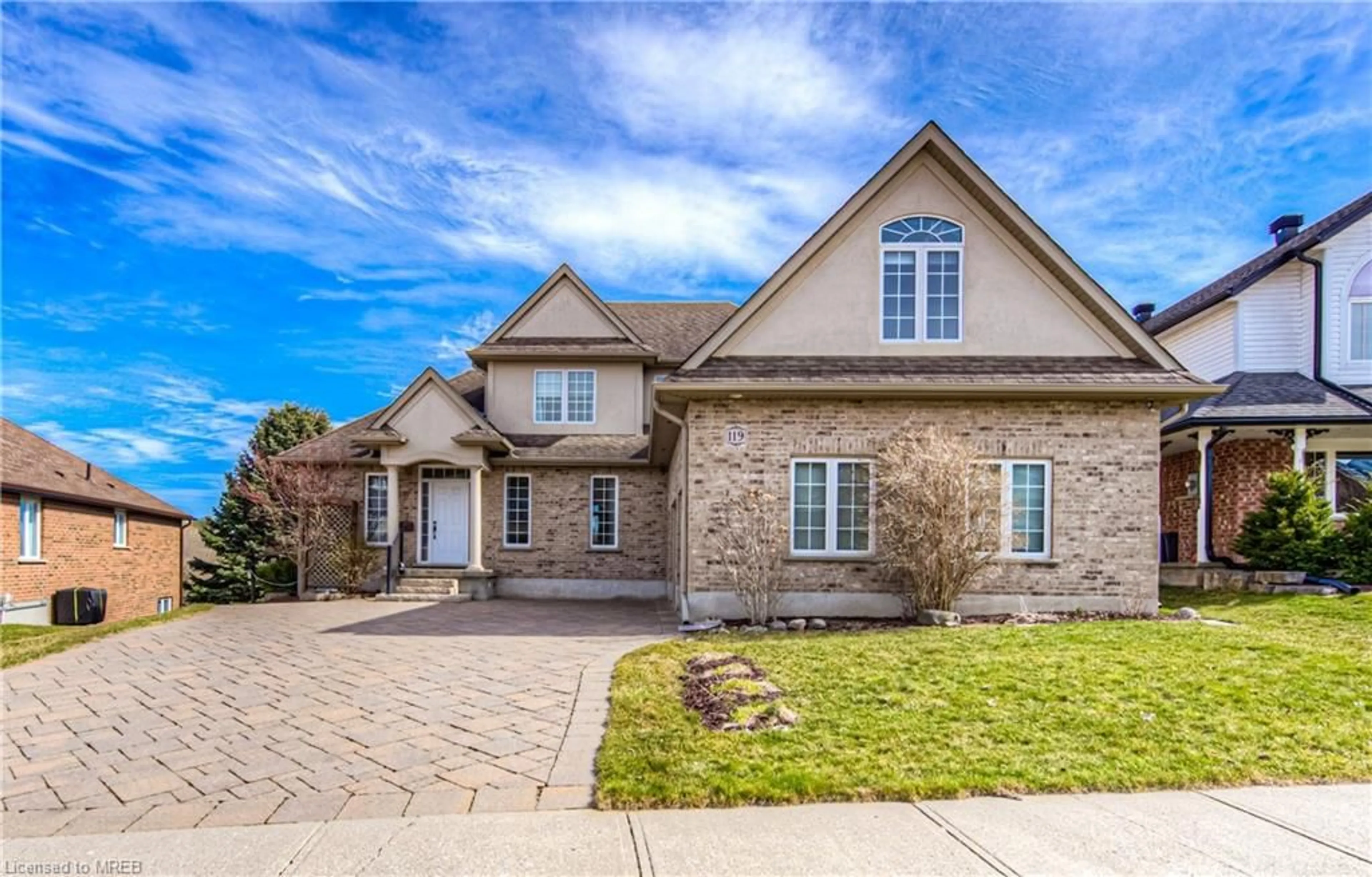 Home with brick exterior material for 119 Chandos Dr, Kitchener Ontario N2A 3Z5