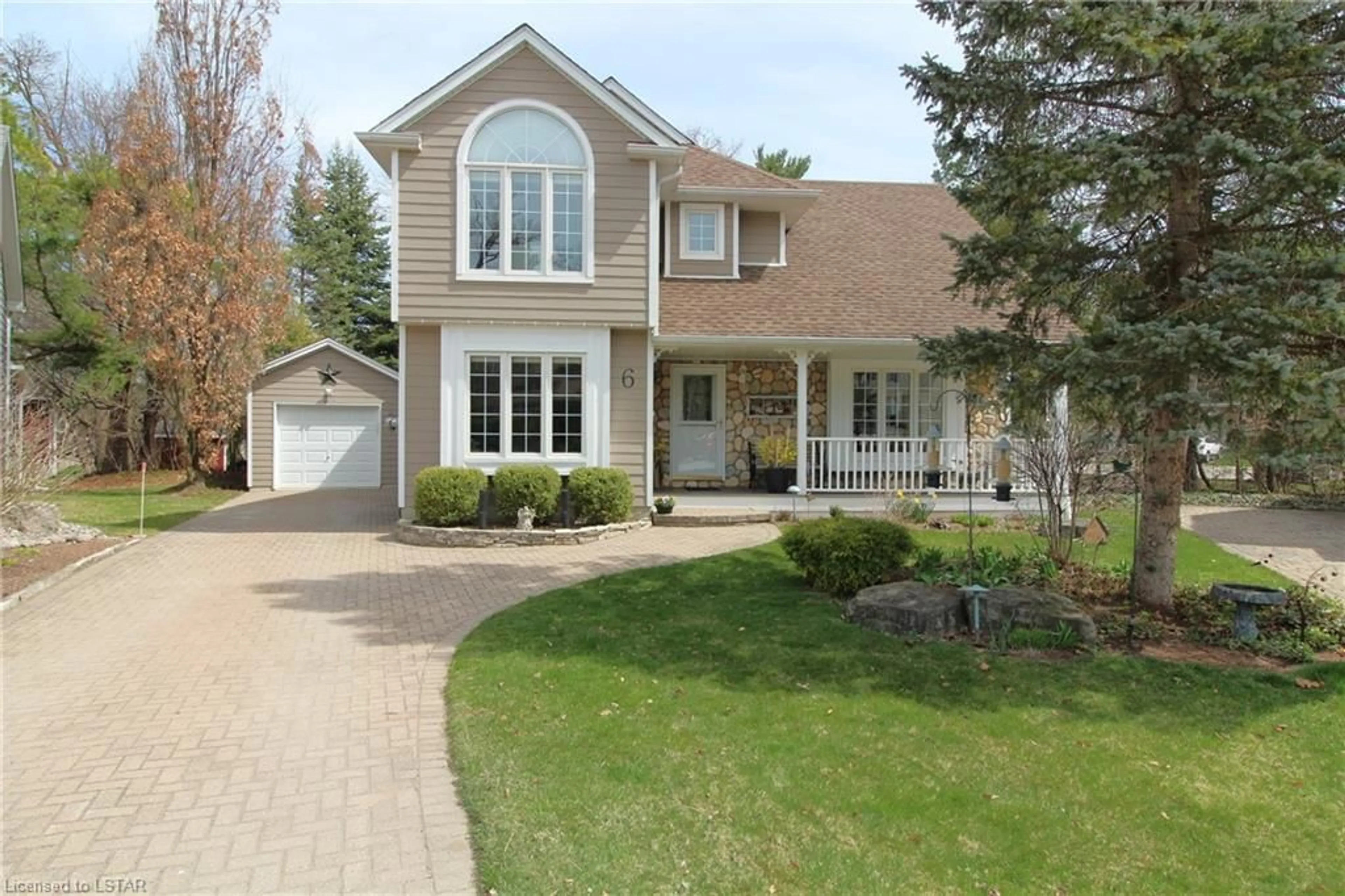 Frontside or backside of a home for 6 Harbour Park Crt, Grand Bend Ontario N0M 1T0