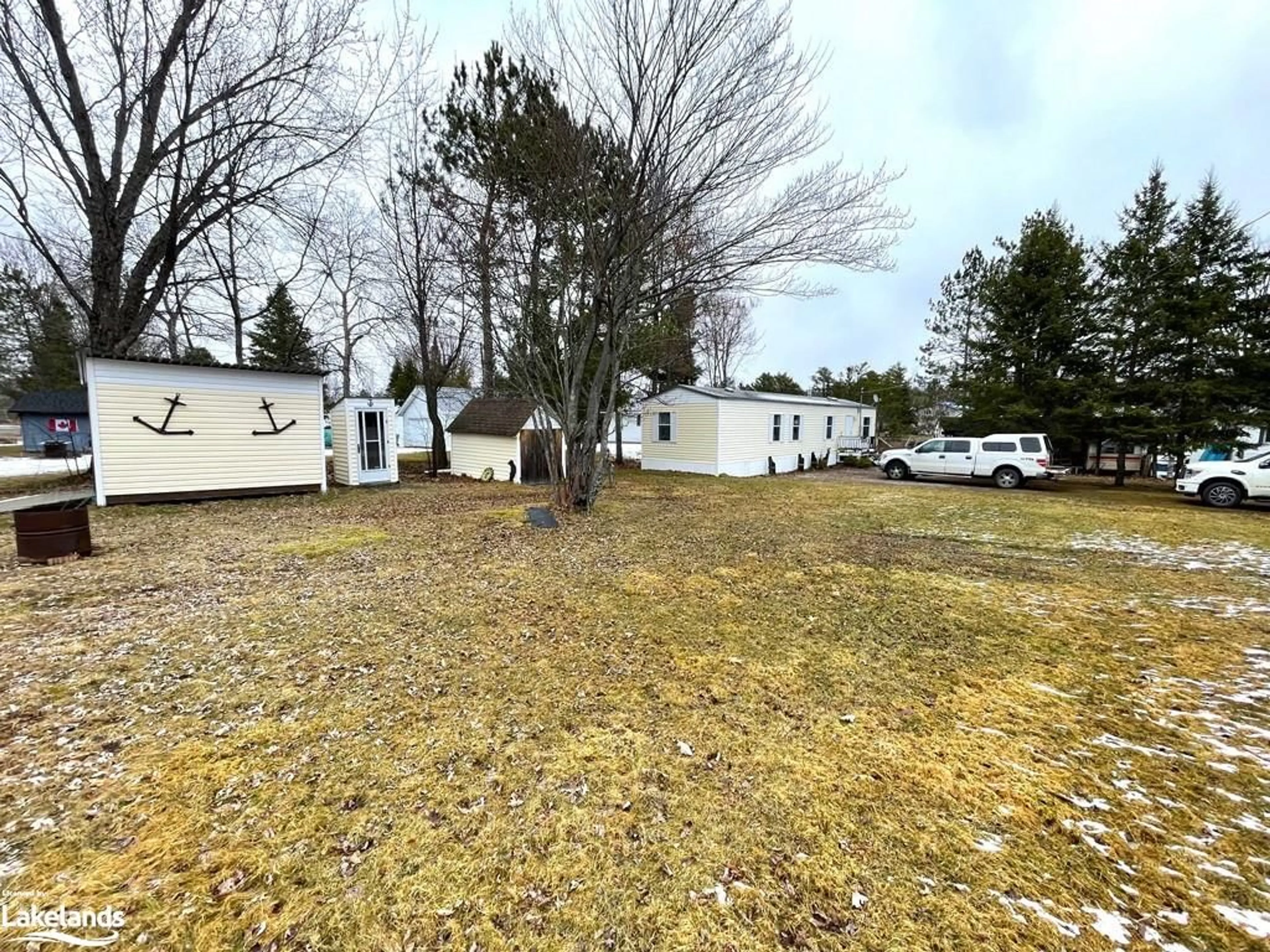 Fenced yard for 124 - D Cloutier Road Rd, St. Charles Ontario P0M 1G0