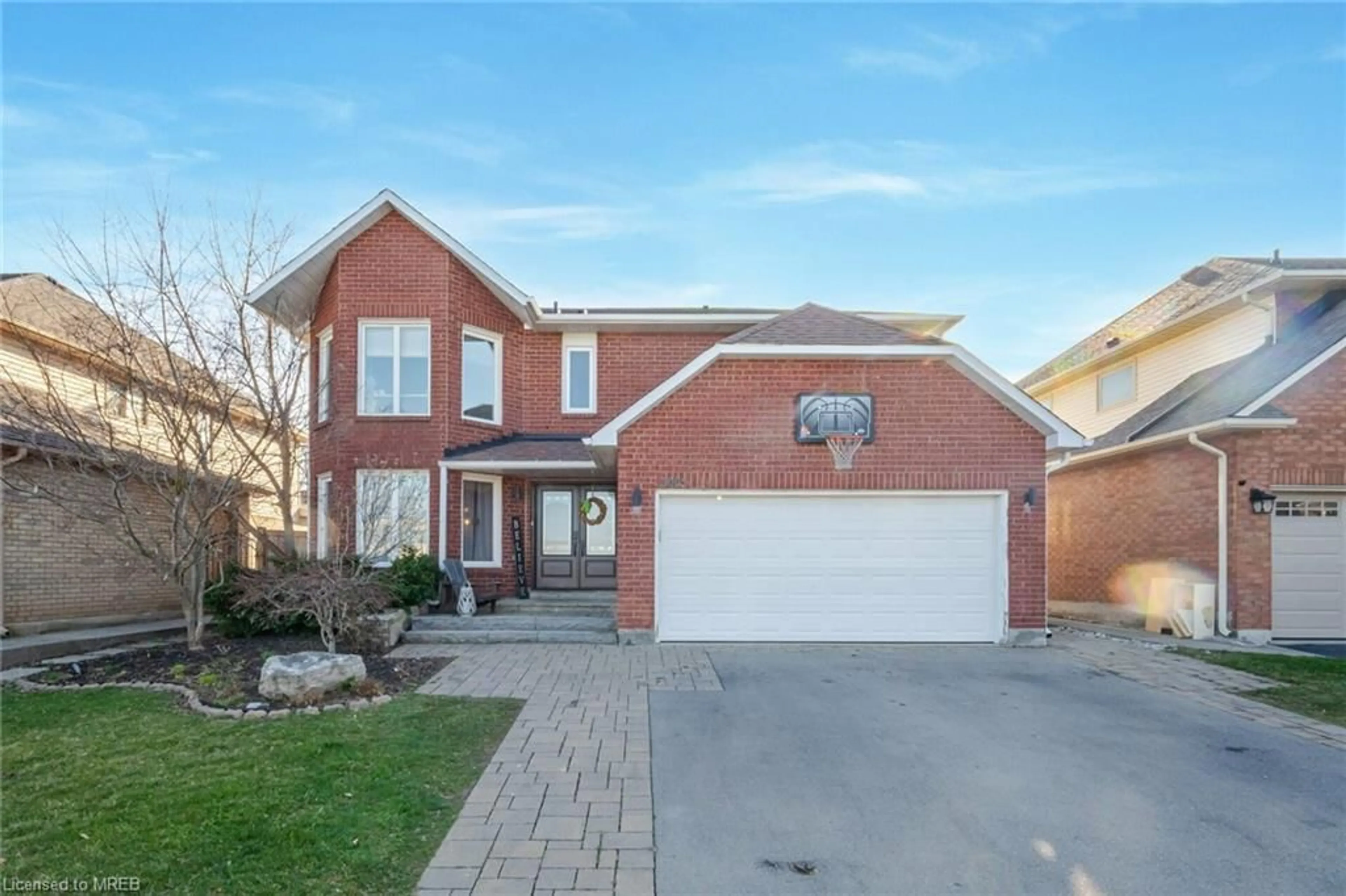Home with brick exterior material for 3005 Headon Forest Dr, Burlington Ontario L7M 3Y2