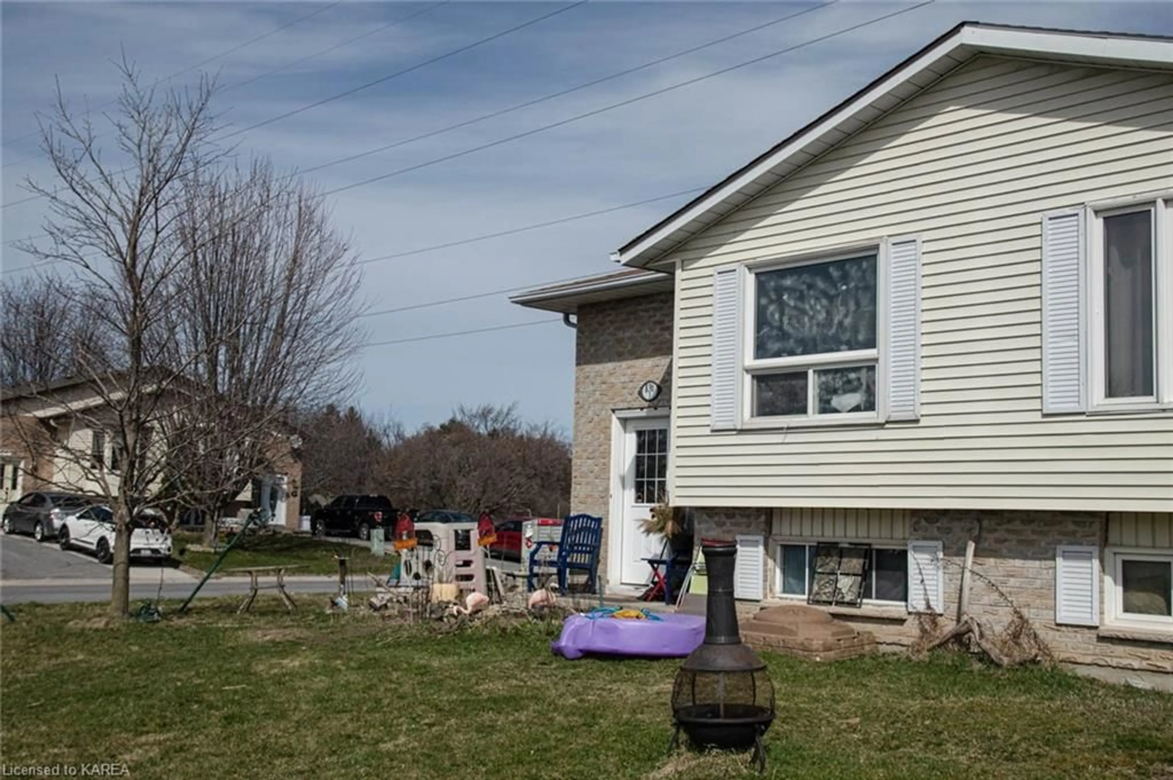 Frontside or backside of a home for 830 Bigham Crt, Kingston Ontario K7M 7Y4