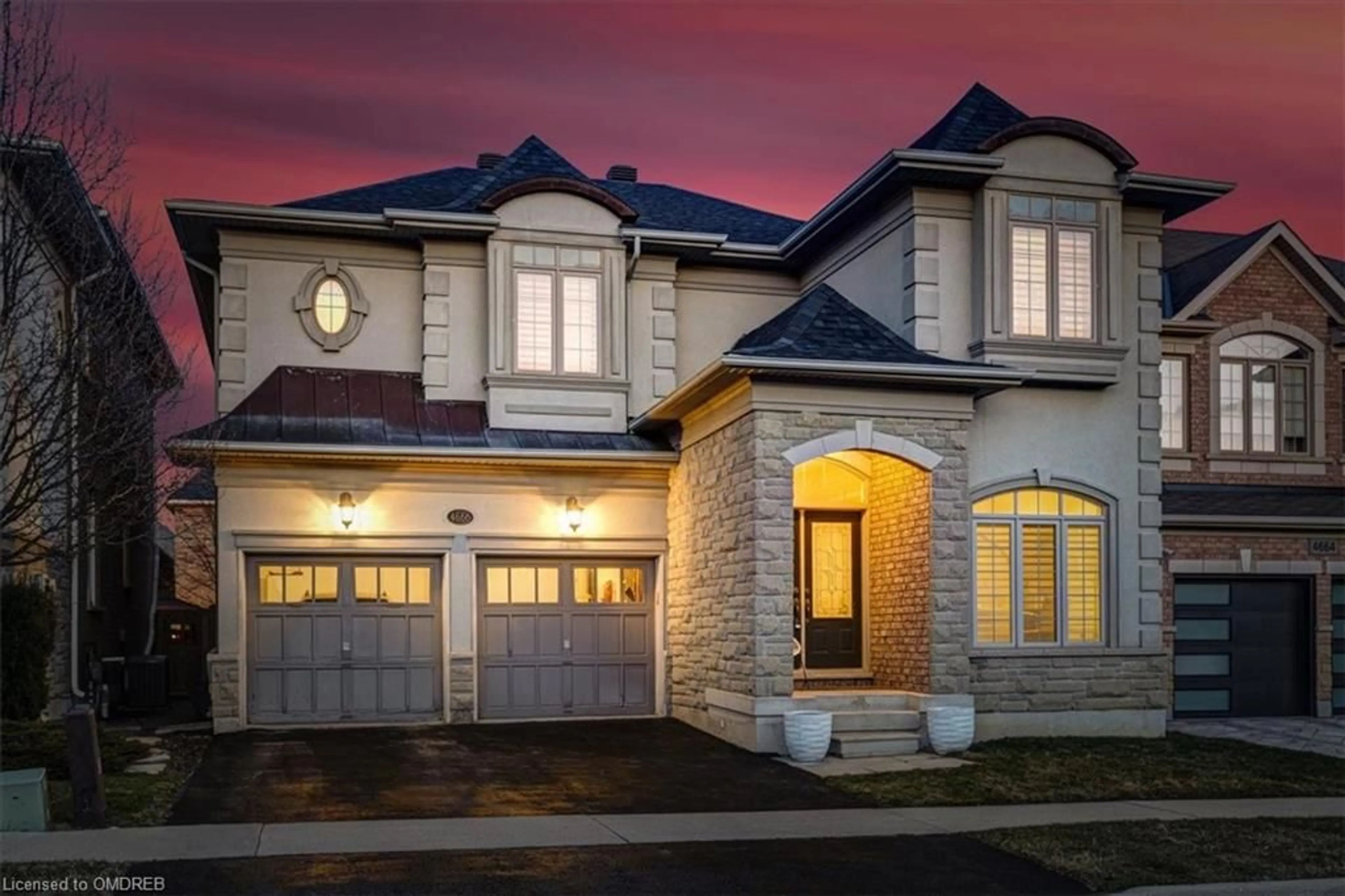 Home with brick exterior material for 4666 Mcleod Rd, Burlington Ontario L7M 0E4