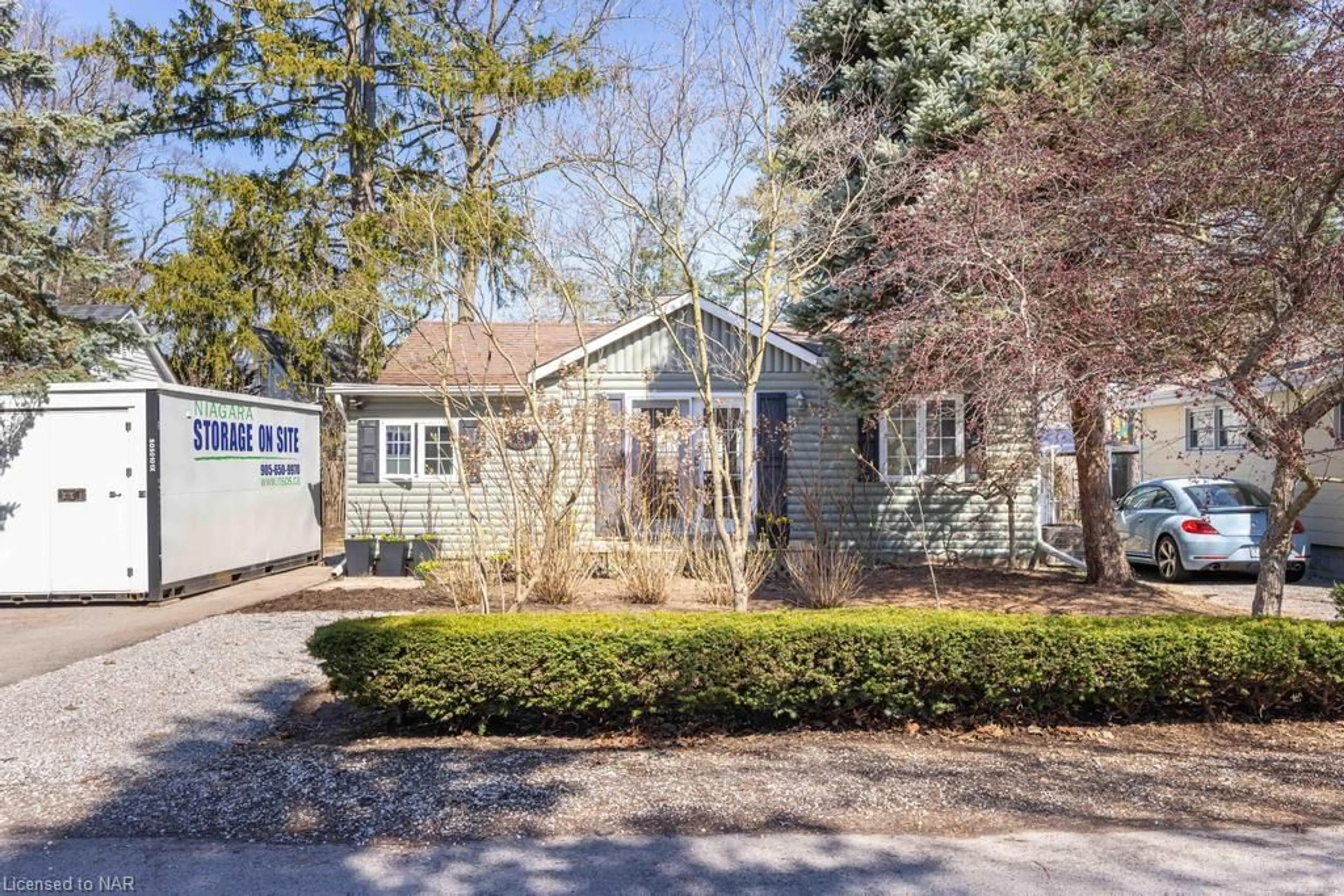 Cottage for 9 Addison Ave, Niagara-on-the-Lake Ontario L0S 1J0