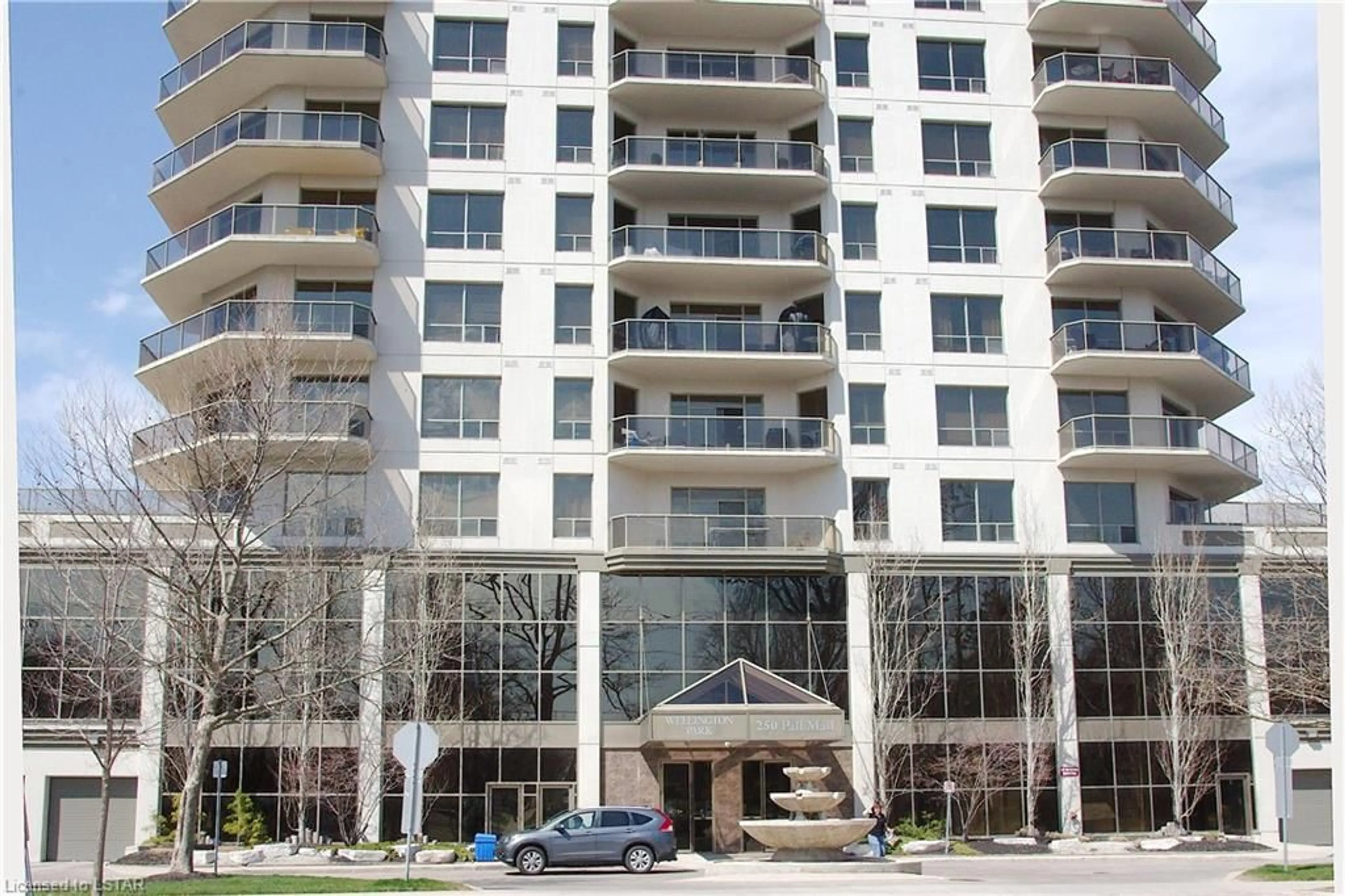 A pic from exterior of the house or condo for 250 Pall Mall St #1008, London Ontario N6A 6K3