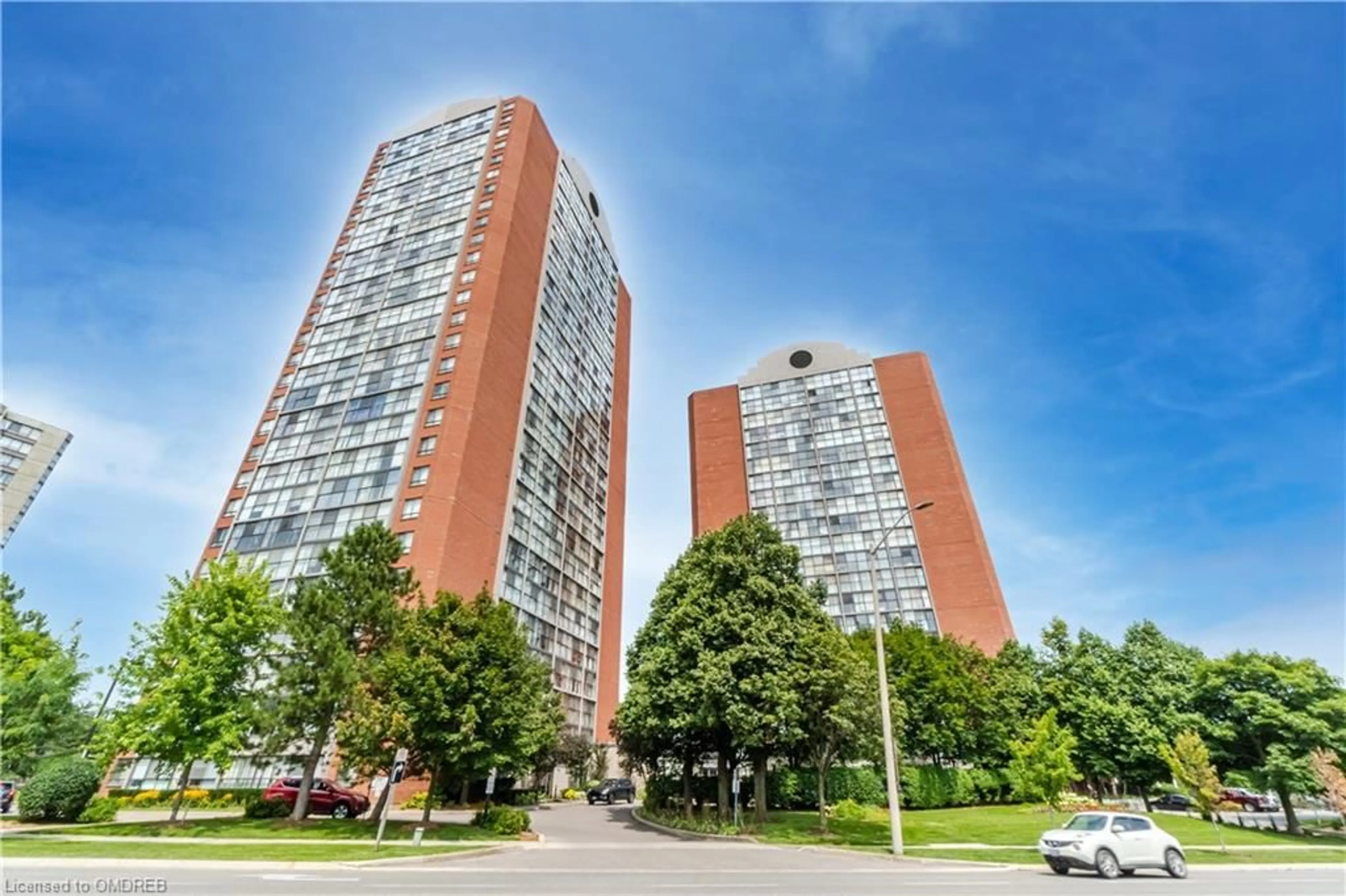 A pic from exterior of the house or condo for 4185 Shipp Dr #512, Mississauga Ontario L4Z 2Y8