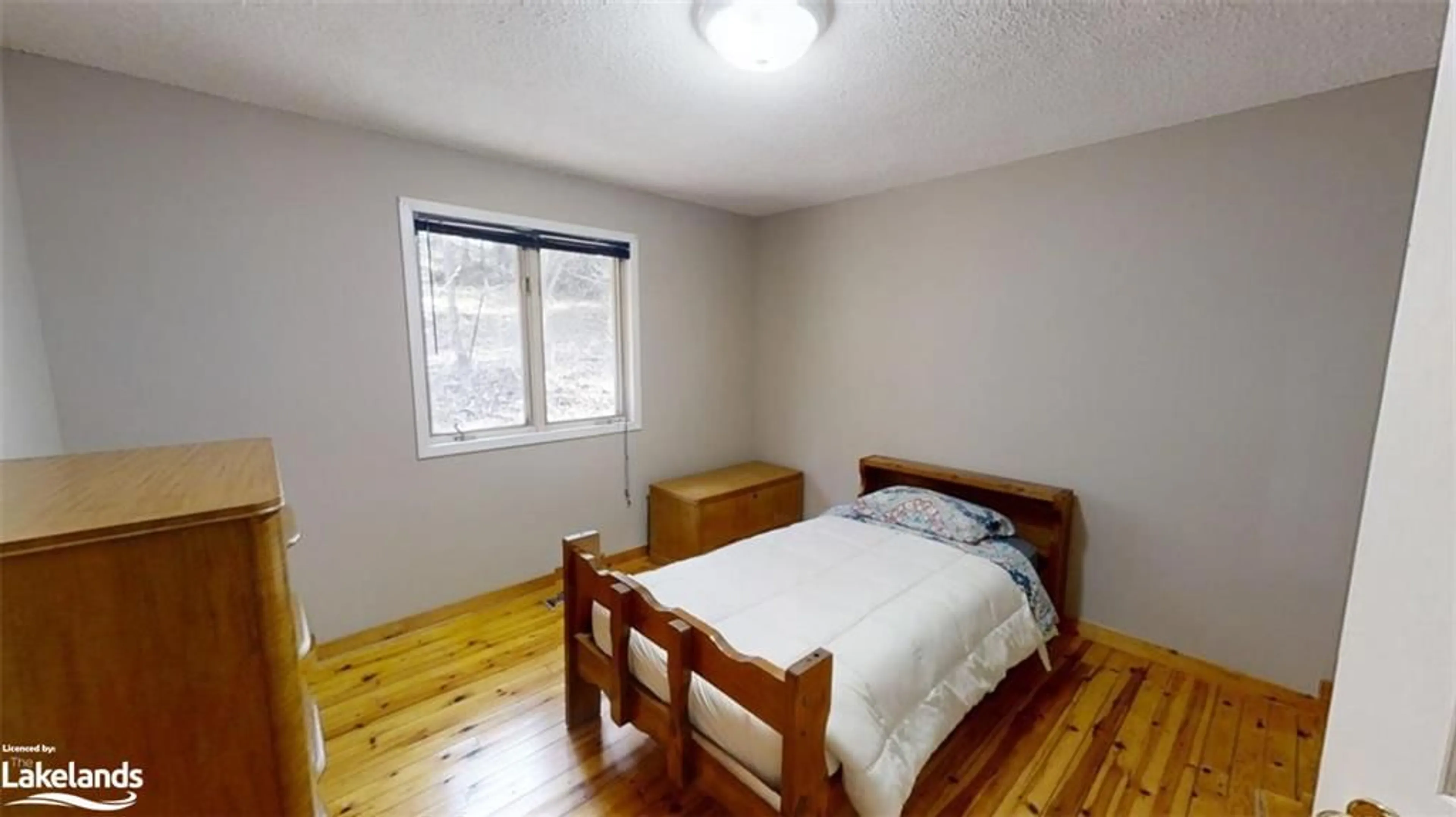 A pic of a room for 970 Old Muskoka Rd, Utterson Ontario P0B 1M0