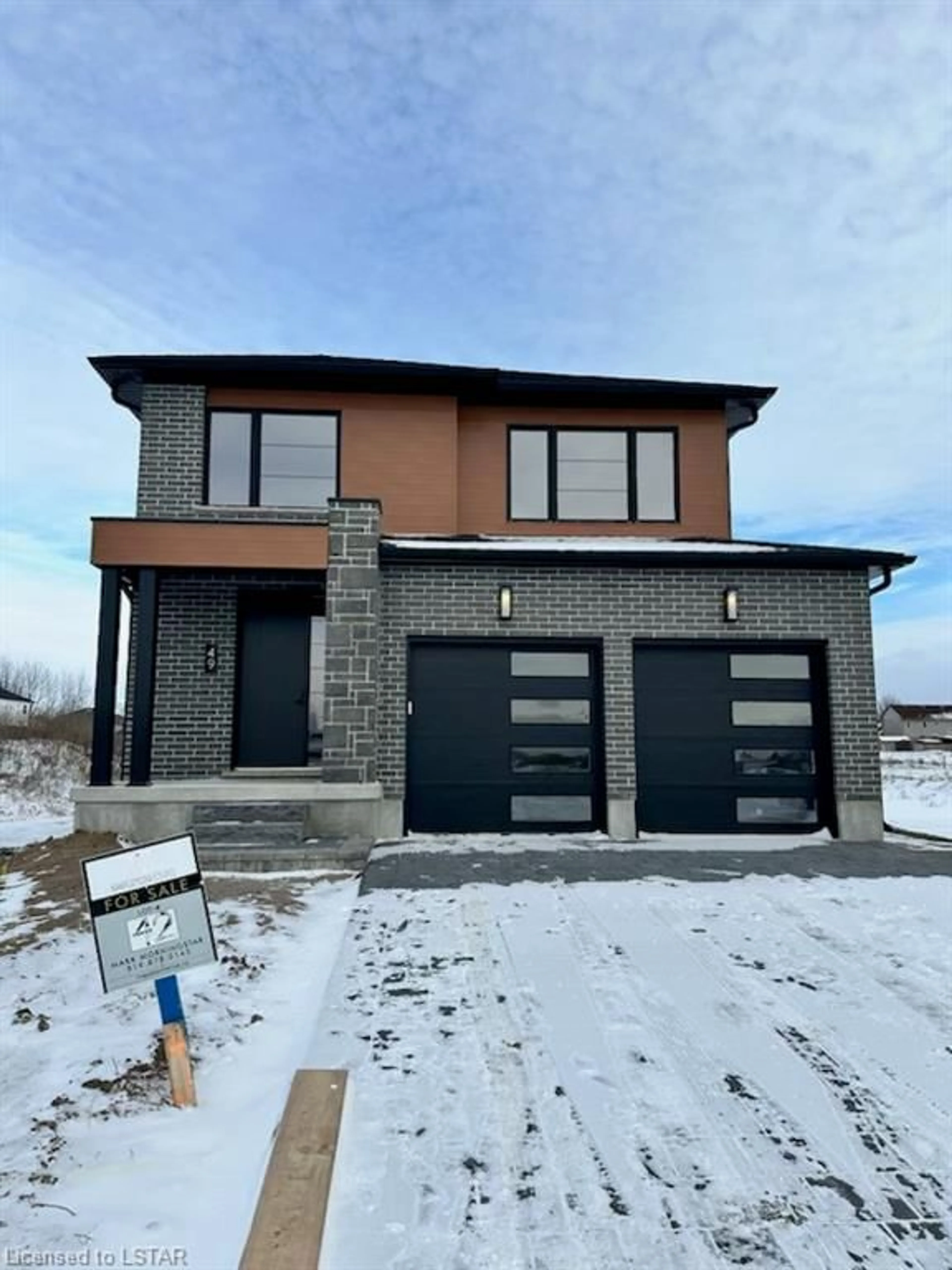 Home with brick exterior material for 49 Lucas Rd, St. Thomas Ontario N5R 0R3