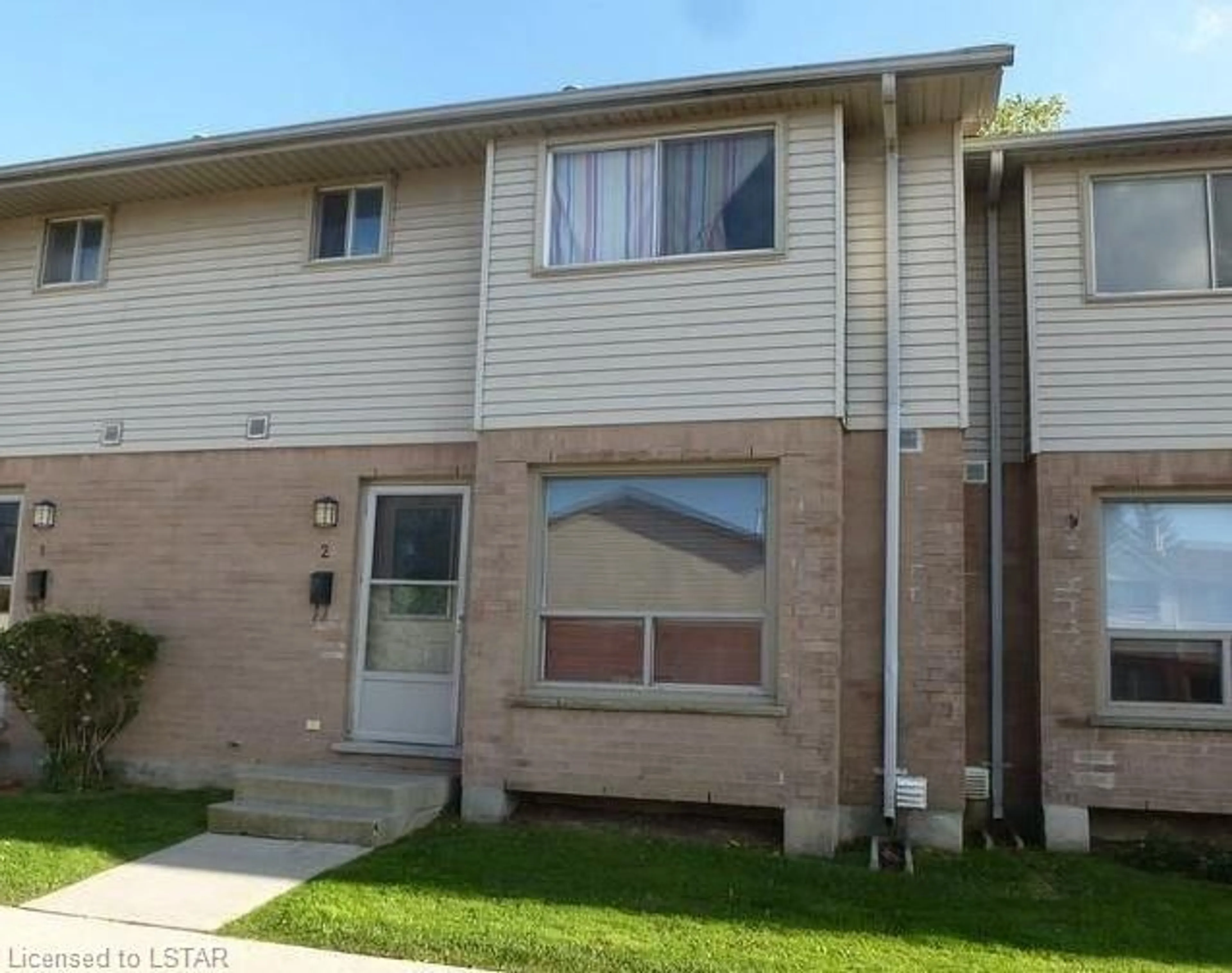 A pic from exterior of the house or condo for 595 Third St #2, London Ontario N5V 4A1