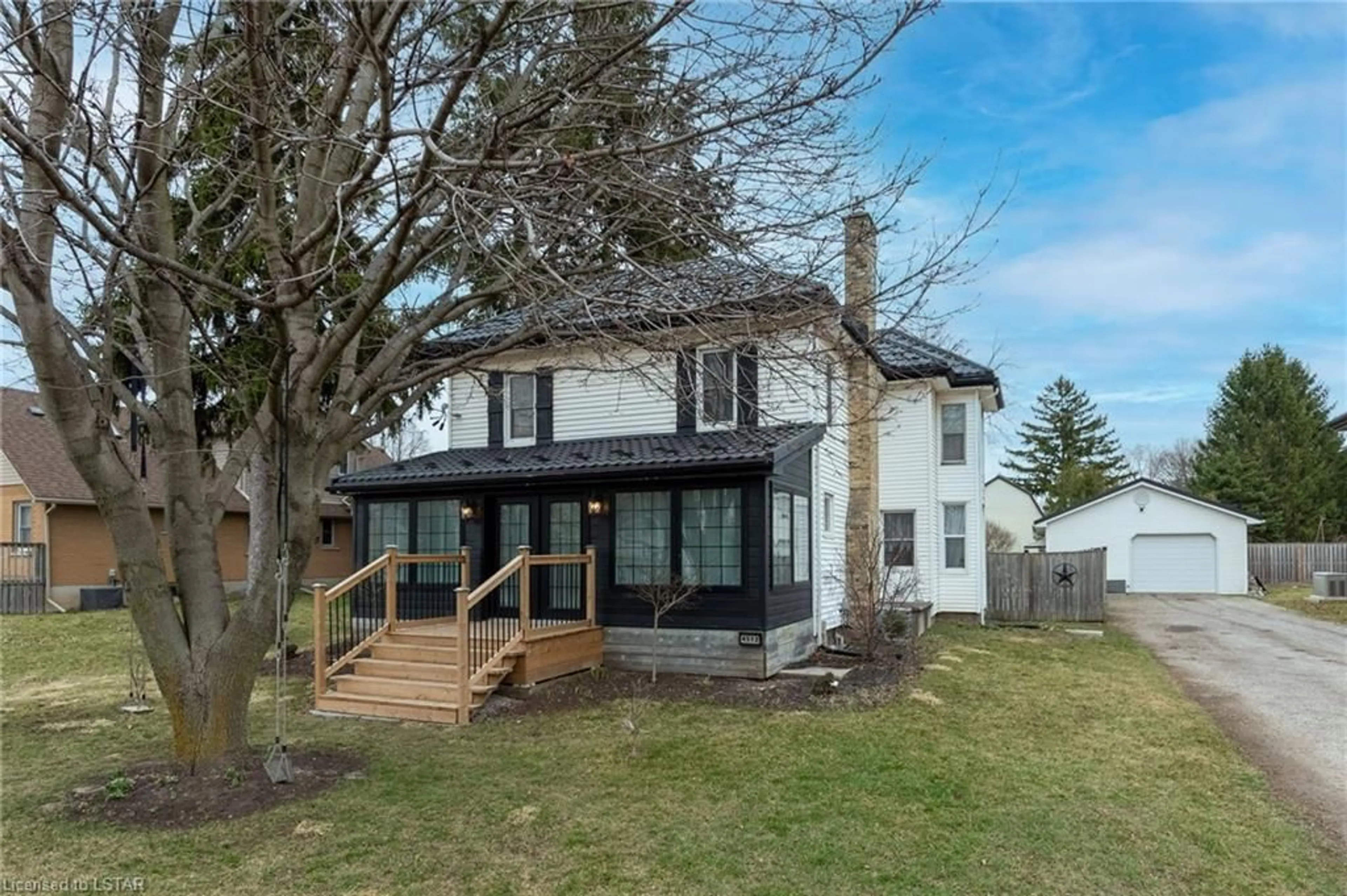 Frontside or backside of a home for 4512 Colonel Talbot Rd, London Ontario N6P 1B8