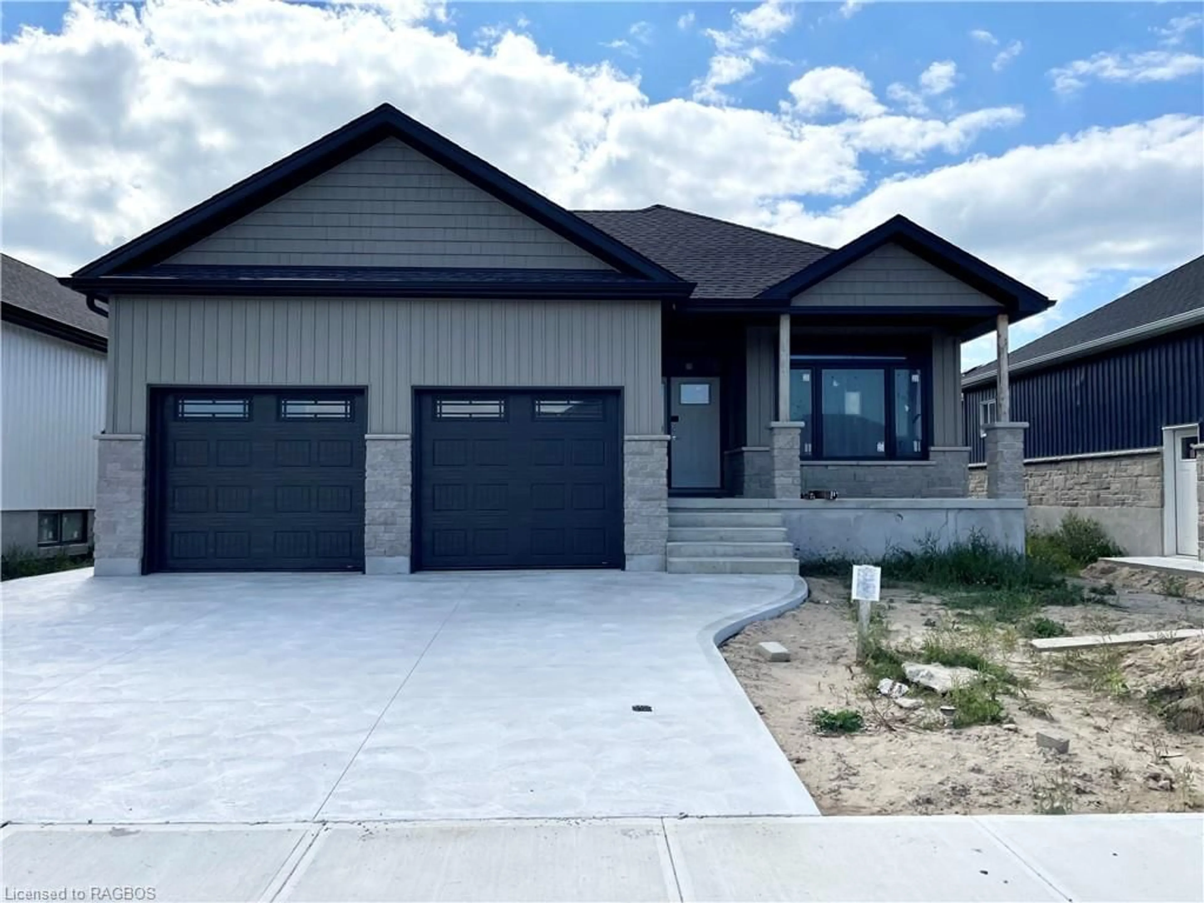 Frontside or backside of a home for 155 Westlinks Dr, Saugeen Shores Ontario N0H 2C3