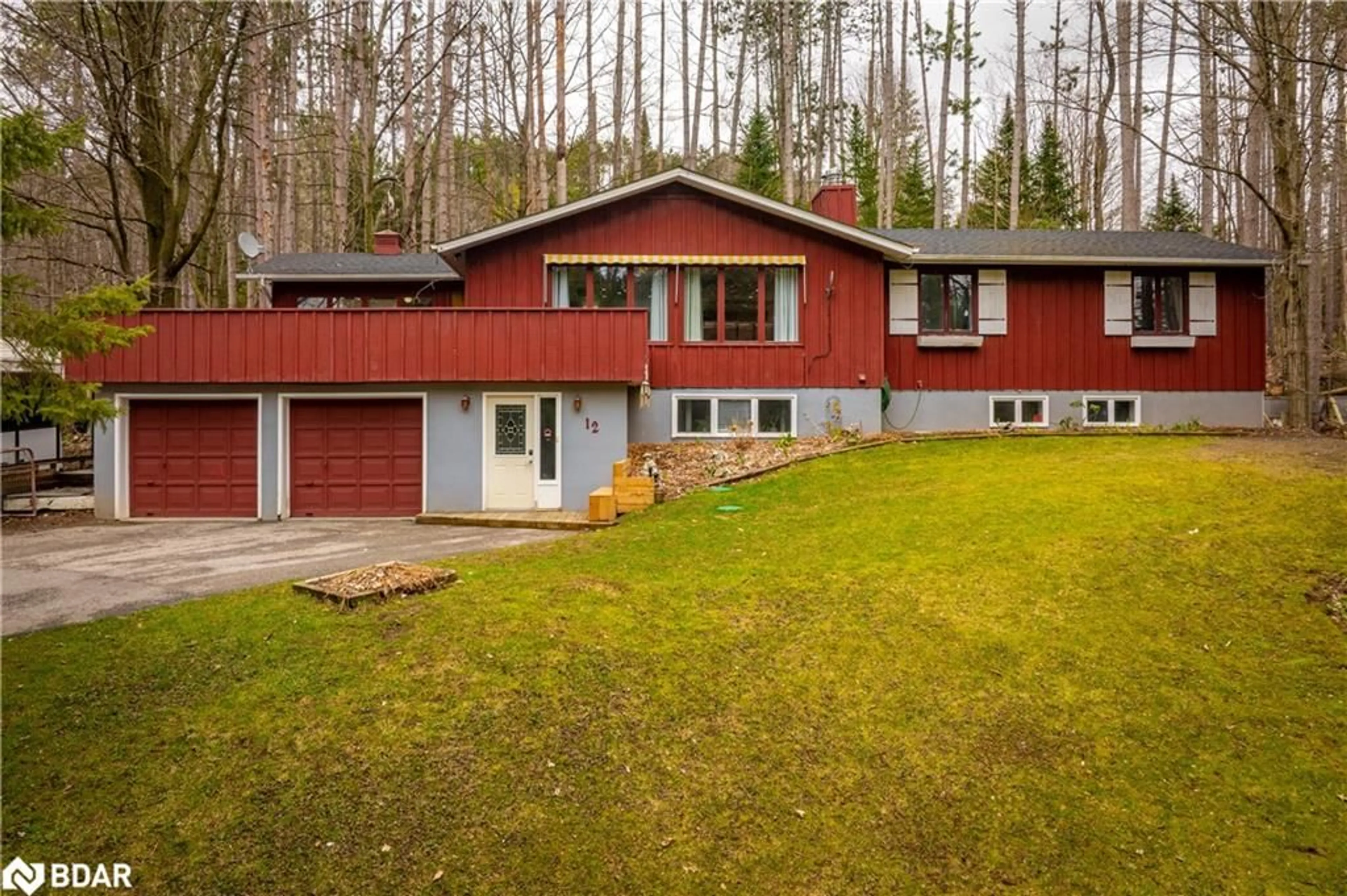 Frontside or backside of a home for 12 Pine Ridge Trail, Oro-Medonte Ontario L4M 4Y8