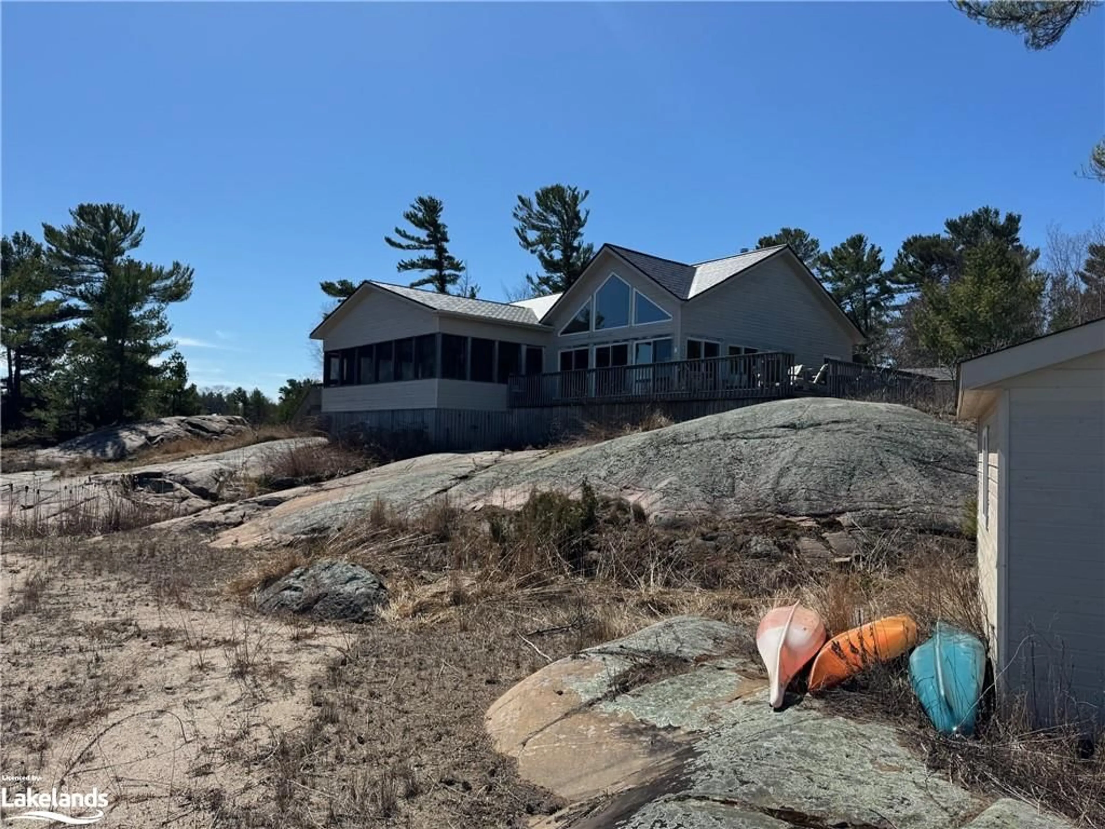 Frontside or backside of a home, cottage for 1 B844 Island, Pointe au Baril Ontario P0G 1K0