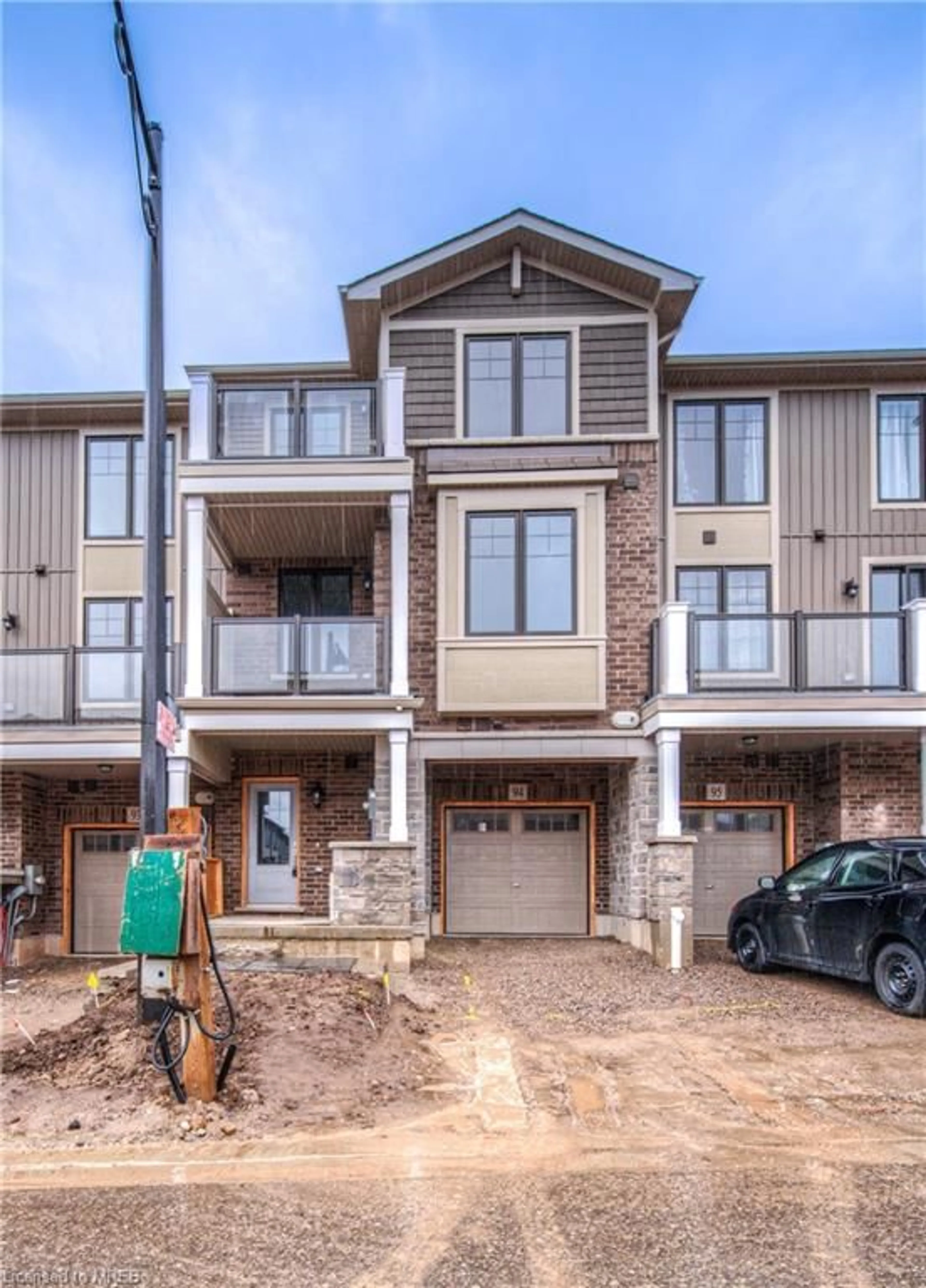 A pic from exterior of the house or condo for 10 Birmingham Drive #94, Cambridge Ontario N1R 0C6