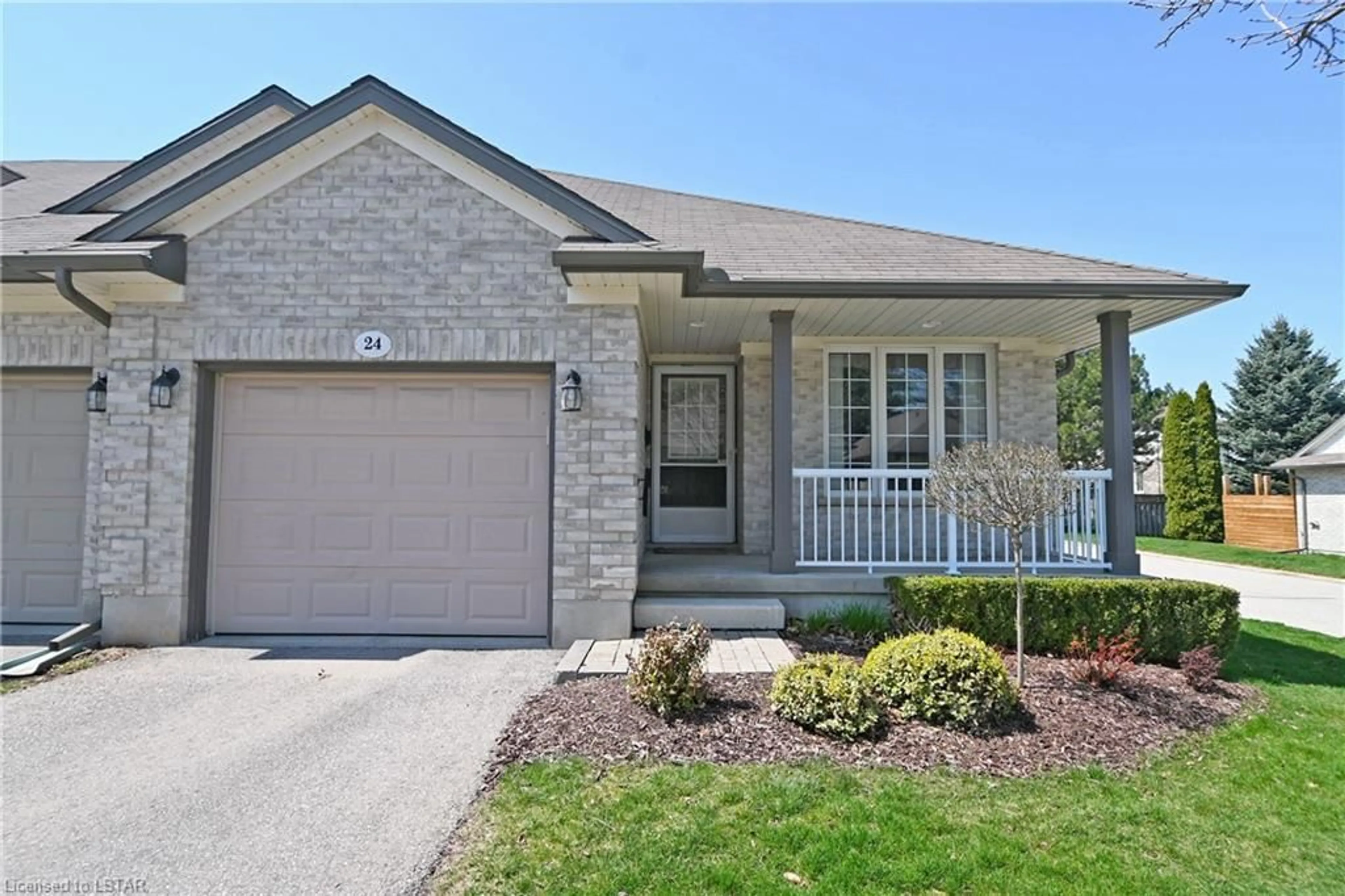 Home with brick exterior material for 20 Windemere Pl #24, St. Thomas Ontario N5R 6H6