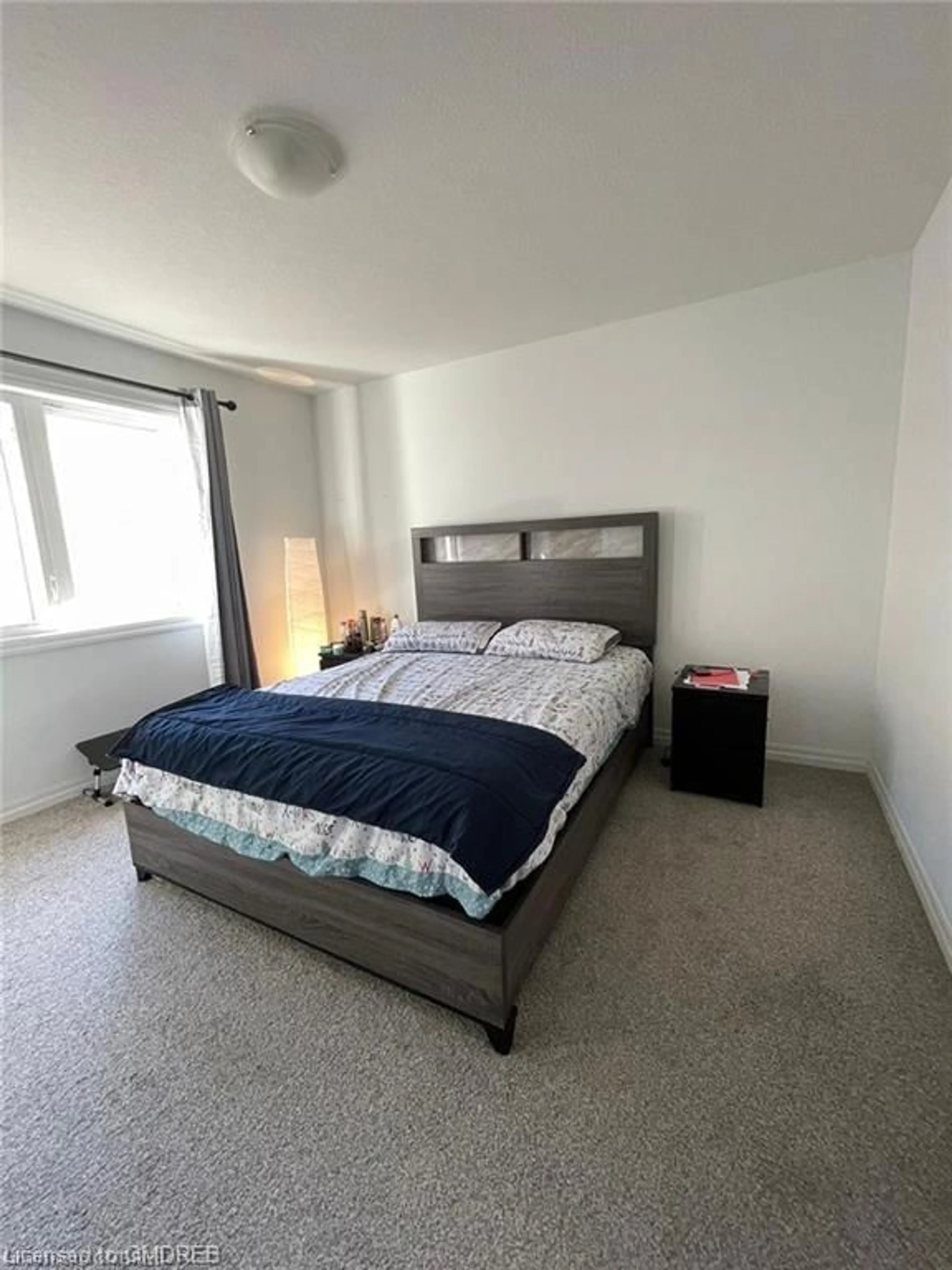 A pic of a room for 139 Freure Dr Dr, Cambridge Ontario N1S 0A2