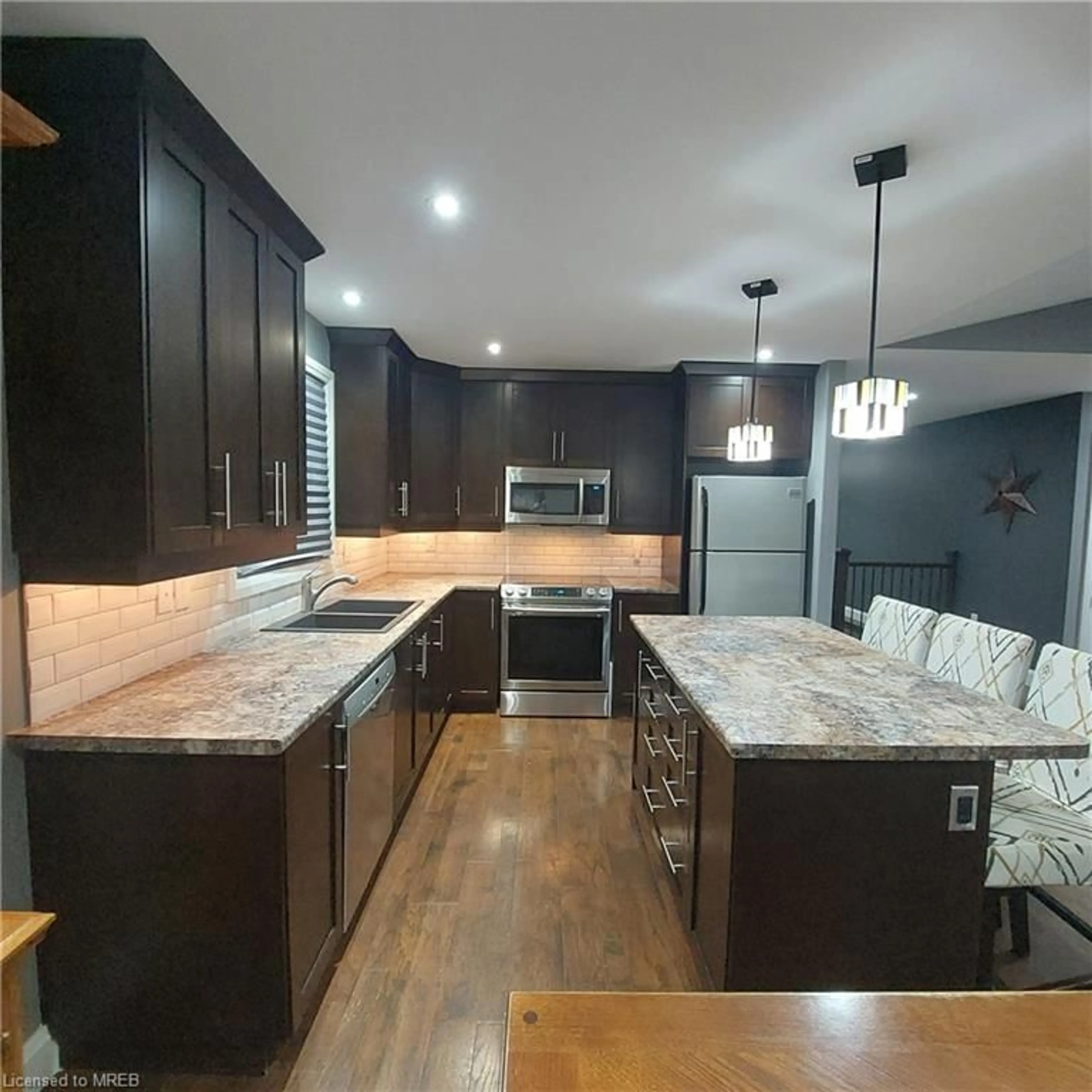 Contemporary kitchen for 37 Victoria St, West Perth (Twp) Ontario N0K 1N0