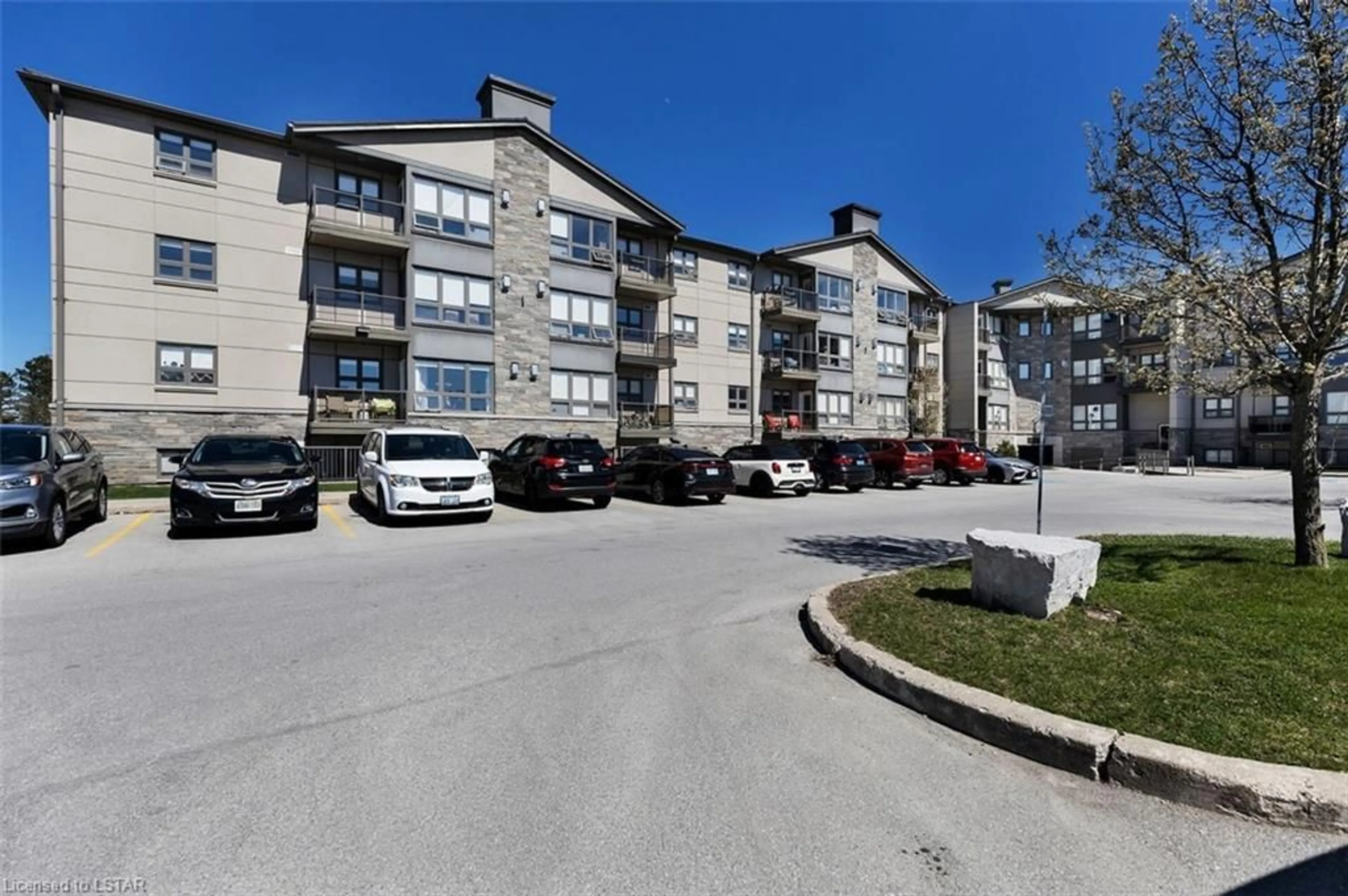 A pic from exterior of the house or condo for 1 Jacksway Cres #403, London Ontario N5X 3T5