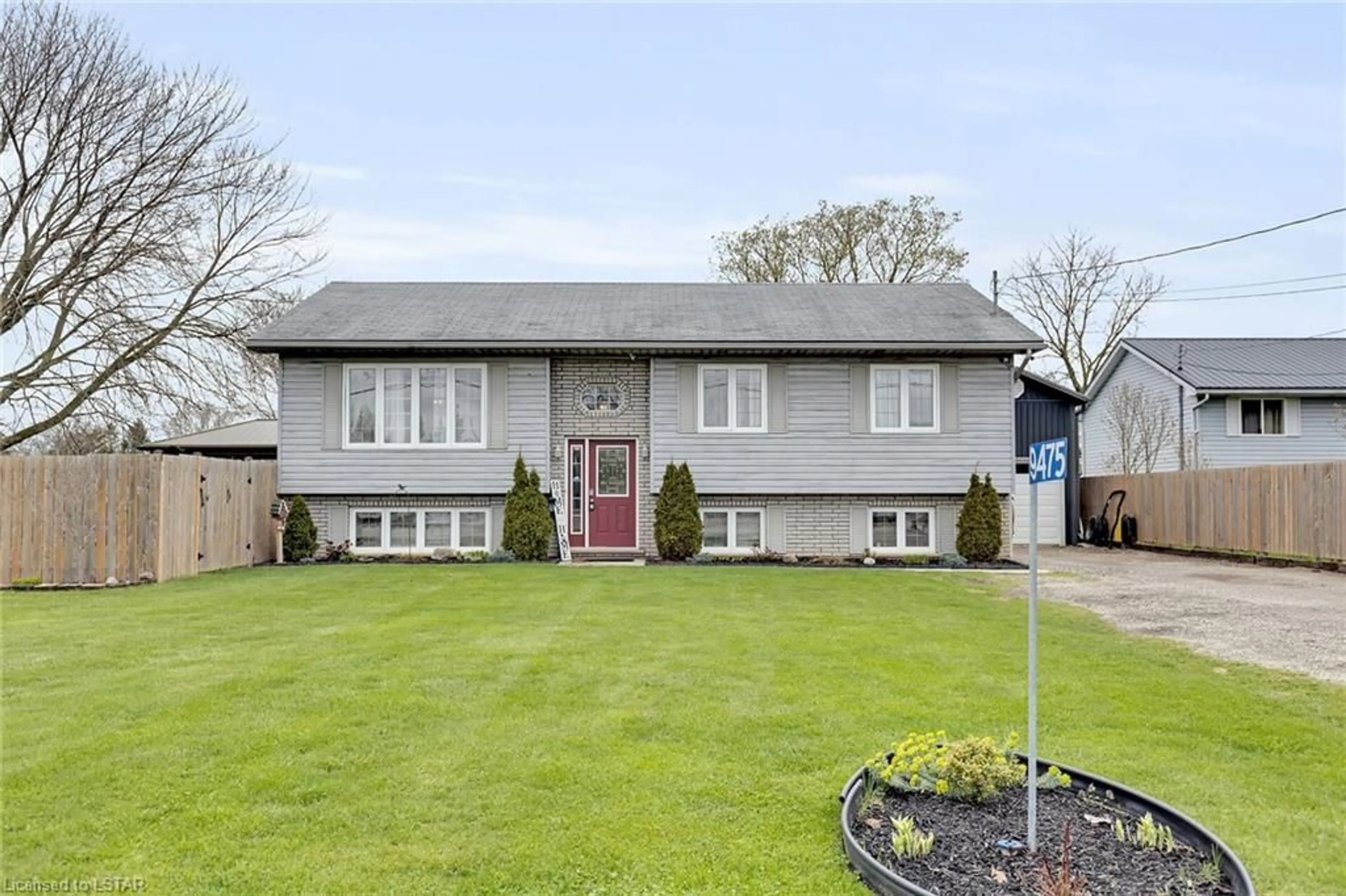 Frontside or backside of a home for 9475 Springwater Rd, St. Thomas Ontario N5P 3S7