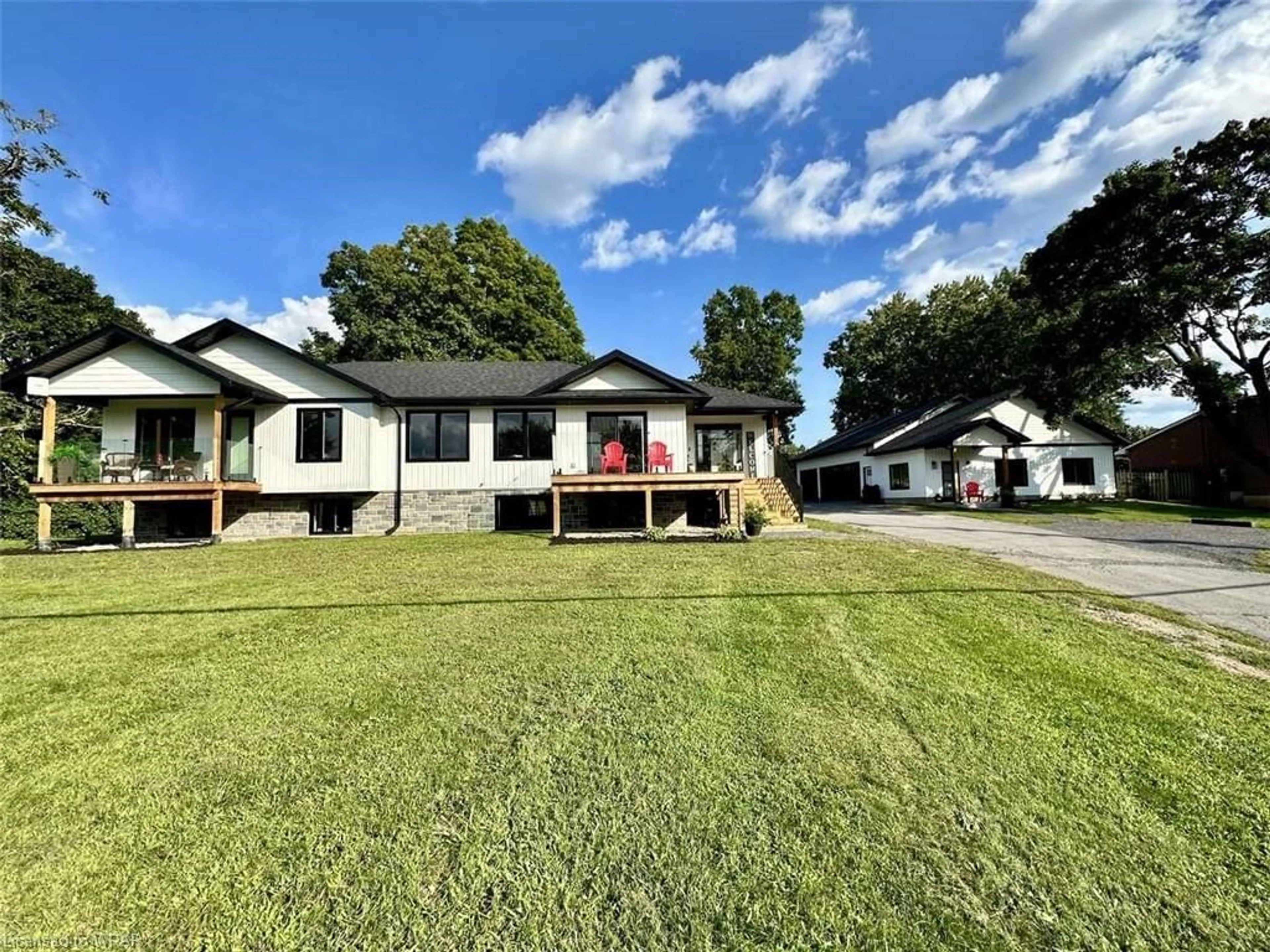 Frontside or backside of a home for 632 County Road 9, Napanee Ontario K7R 3K8