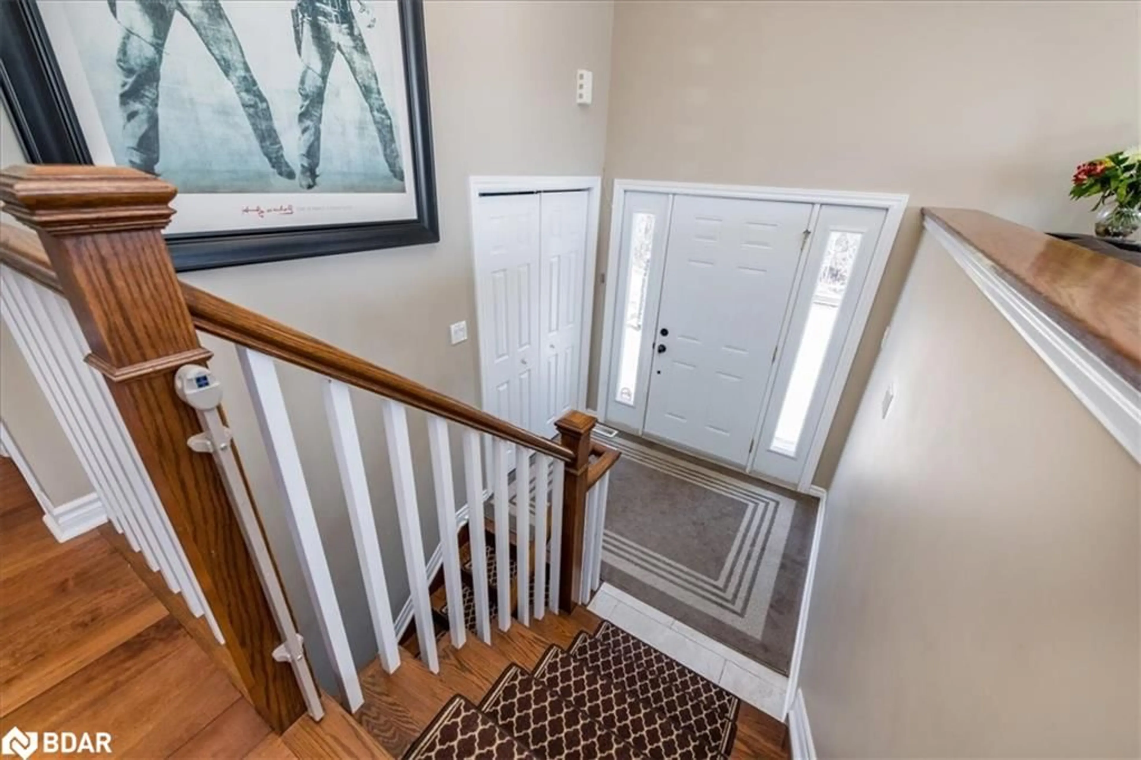 Stairs for 259 Boyers Rd, Georgina Ontario L4P 3C8