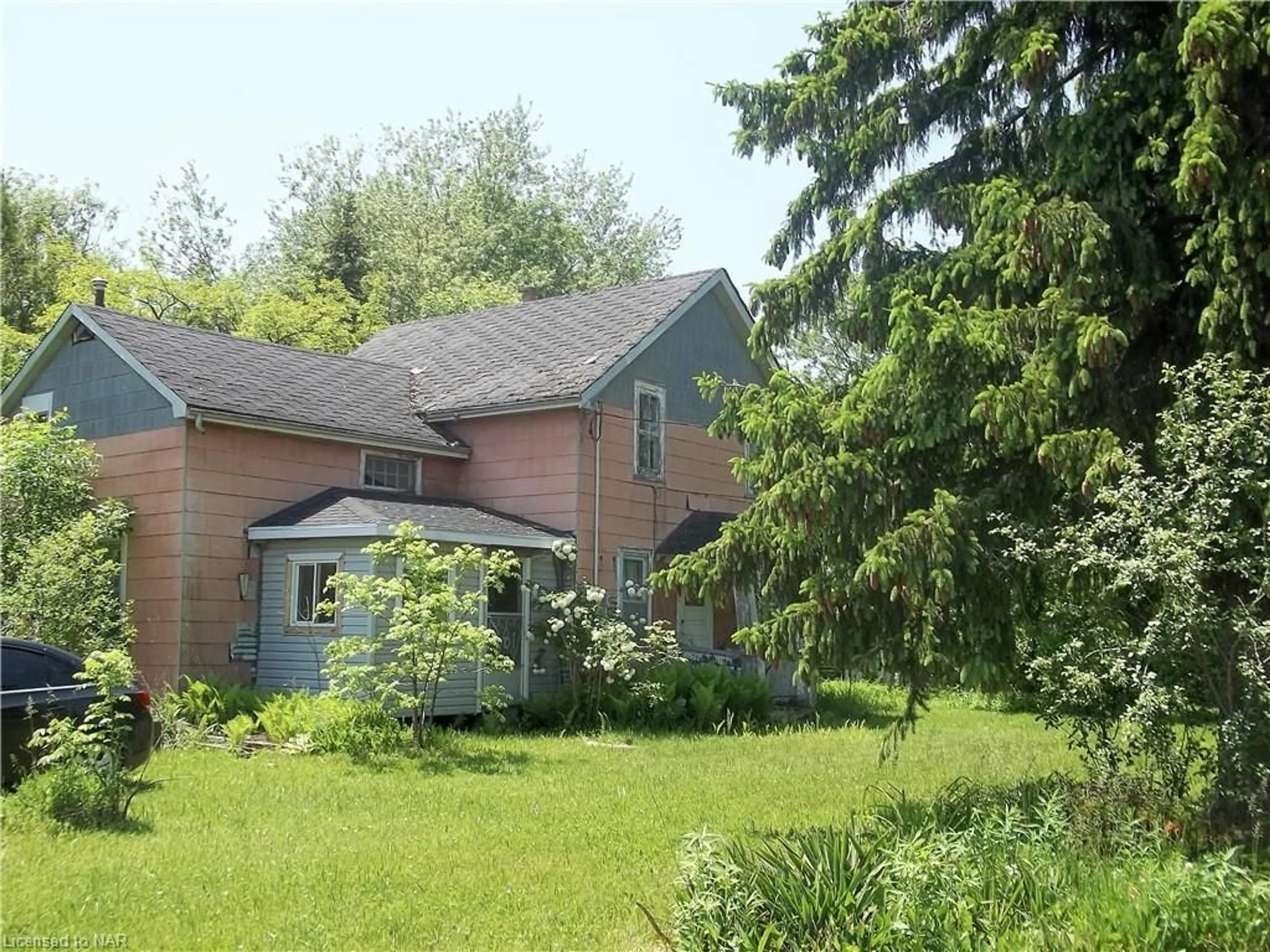 Frontside or backside of a home for 39 Oxford Rd, Welland Ontario L3B 5N4