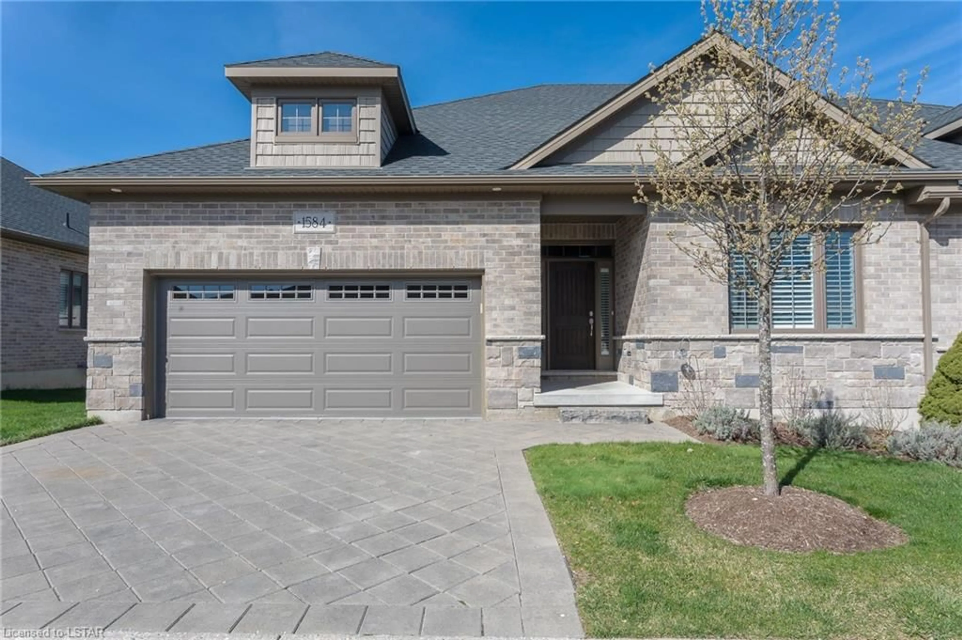 Home with brick exterior material for 1584 Moe Norman Way, London Ontario N6K 5R5