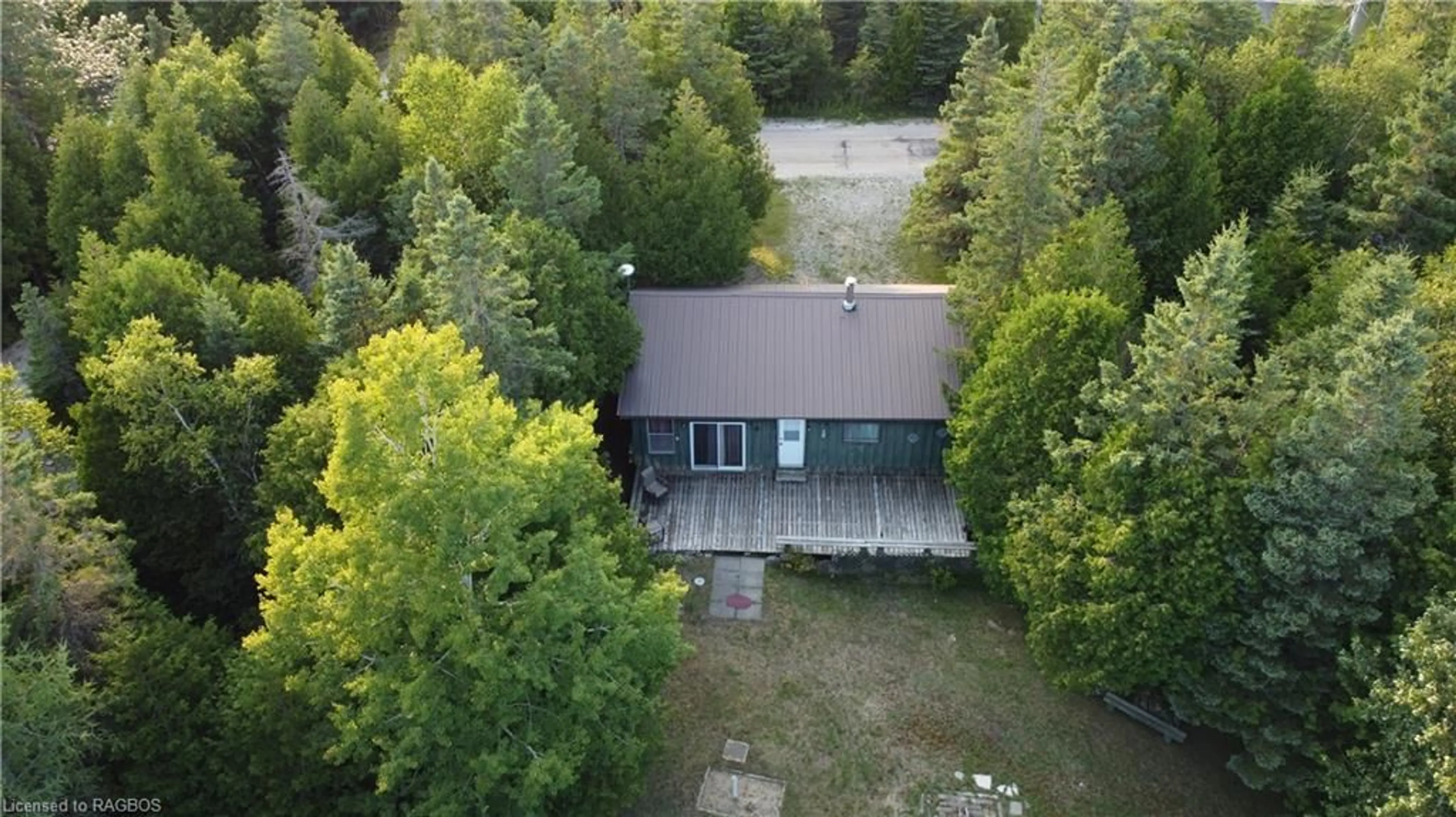 Cottage for 45 Baywatch Dr, Northern Bruce Peninsula Ontario N0H 2T0