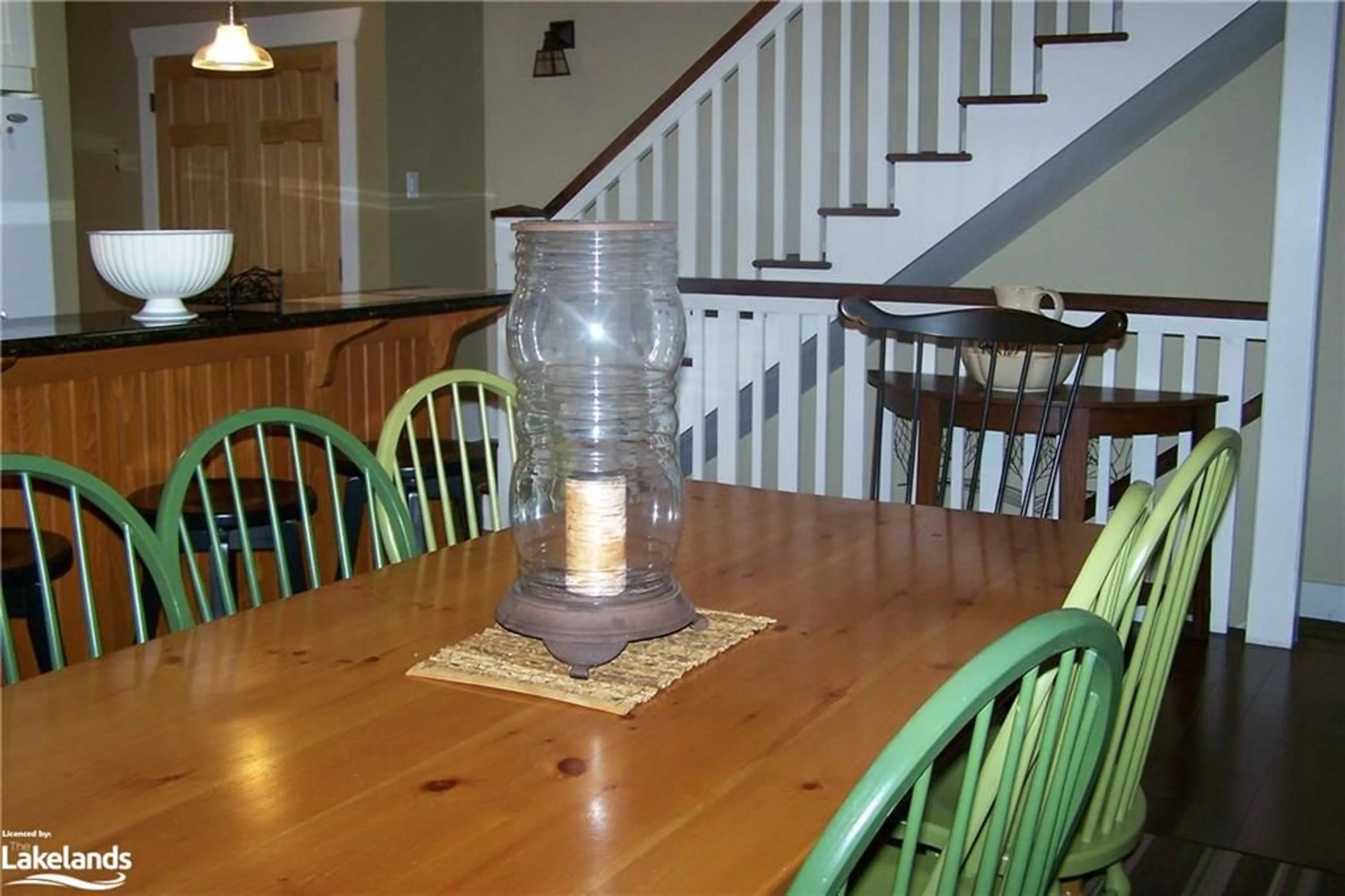 Dining room, wood floors, cottage for 1020 Birch Glen V7. W10 Rd, Baysville Ontario P0B 1A0