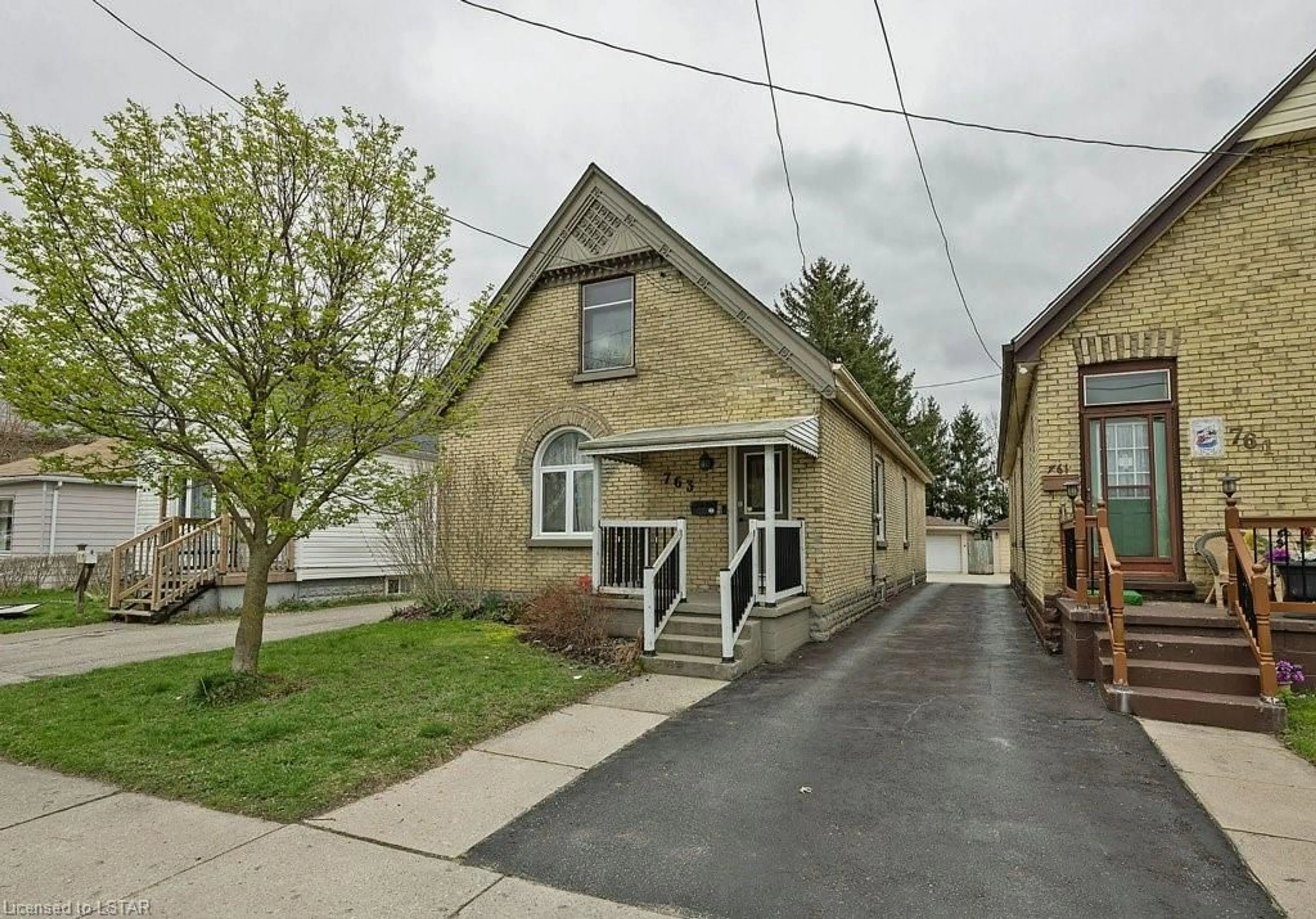 Frontside or backside of a home for 763 Little Grey St, London Ontario N5Z 1P2