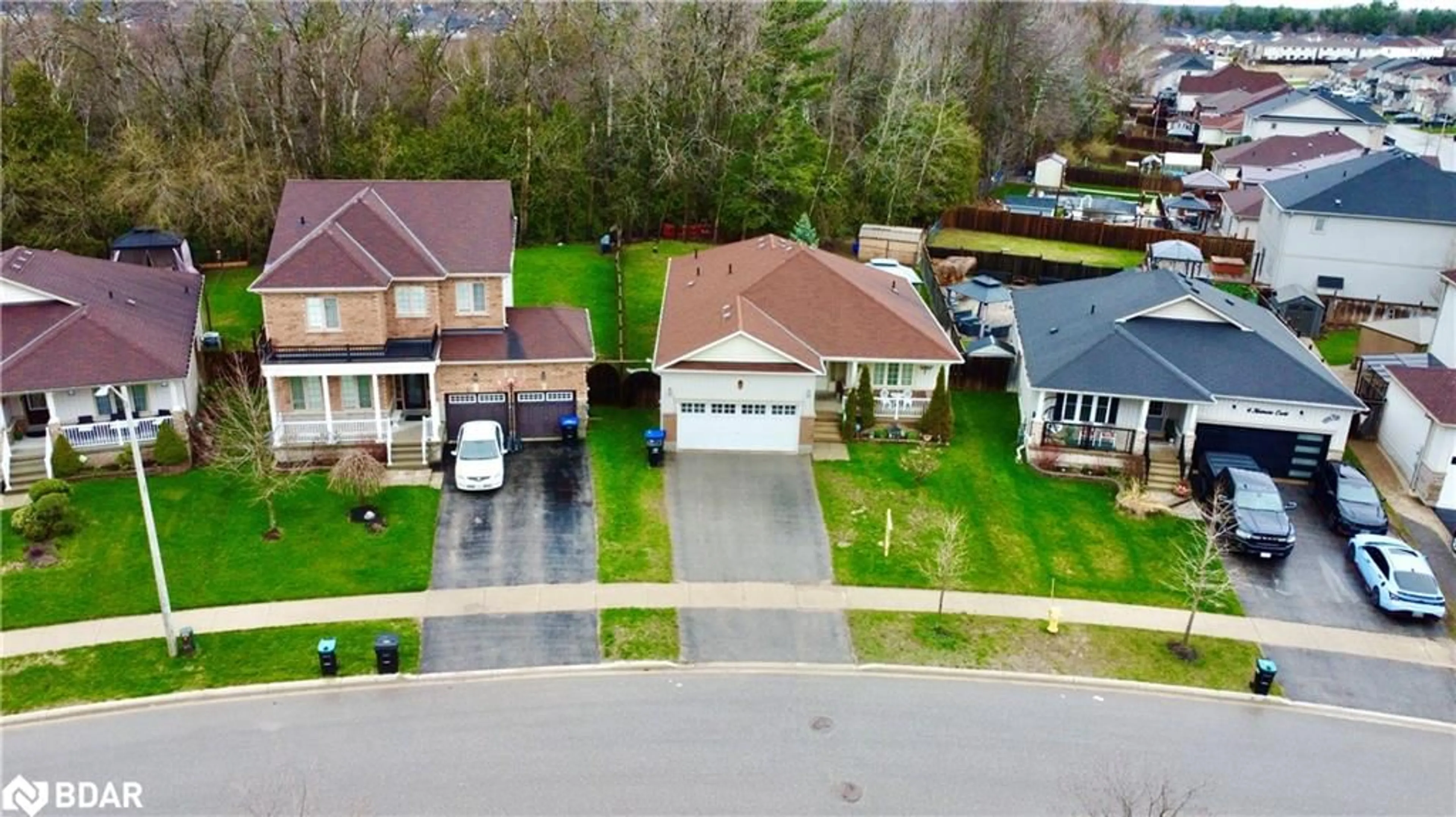 Frontside or backside of a home for 6 Nadmarc Court, Angus Ontario L0M 1B4