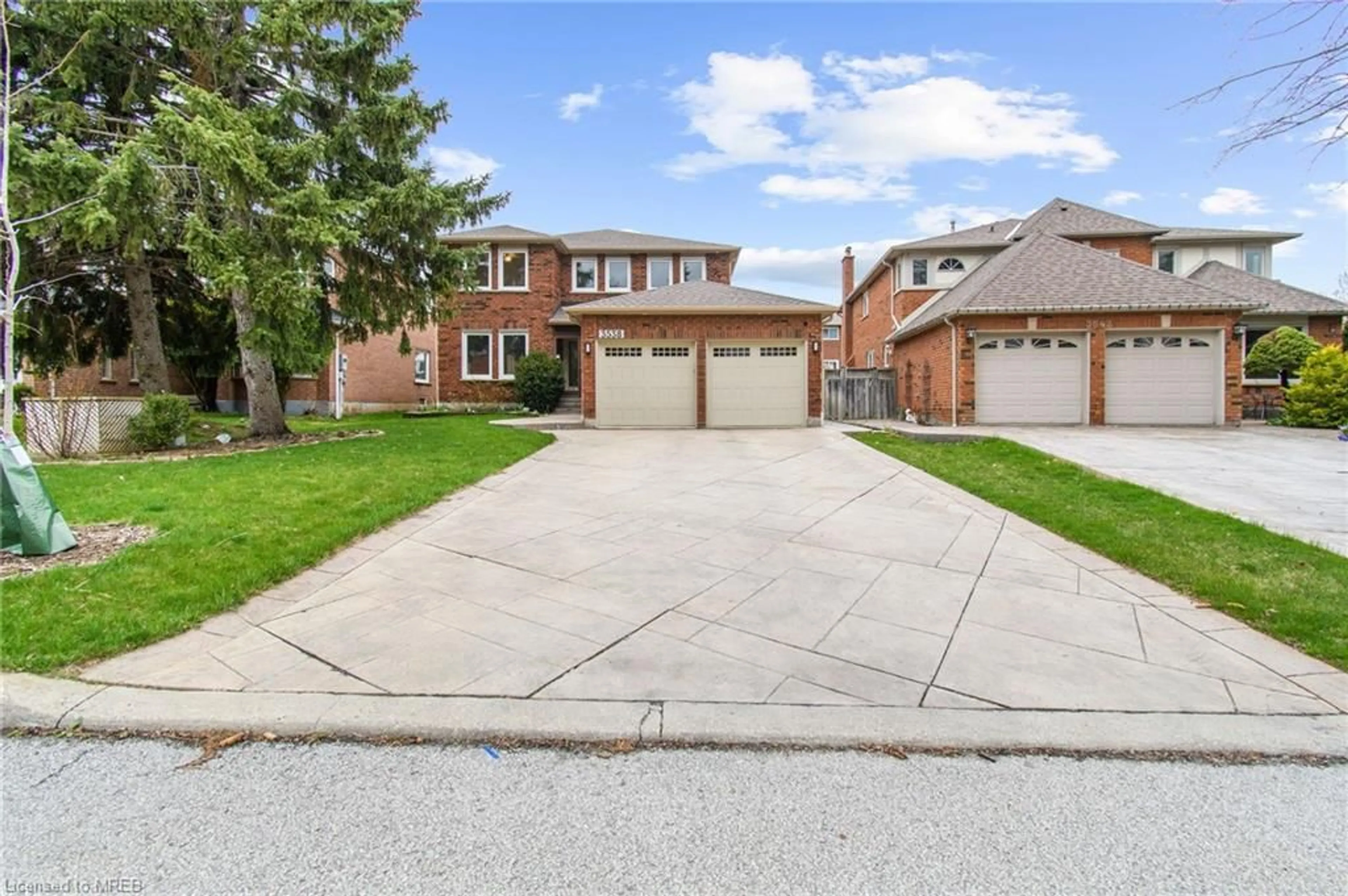 Frontside or backside of a home for 3538 Burgess Cres, Mississauga Ontario L5L 4Y8