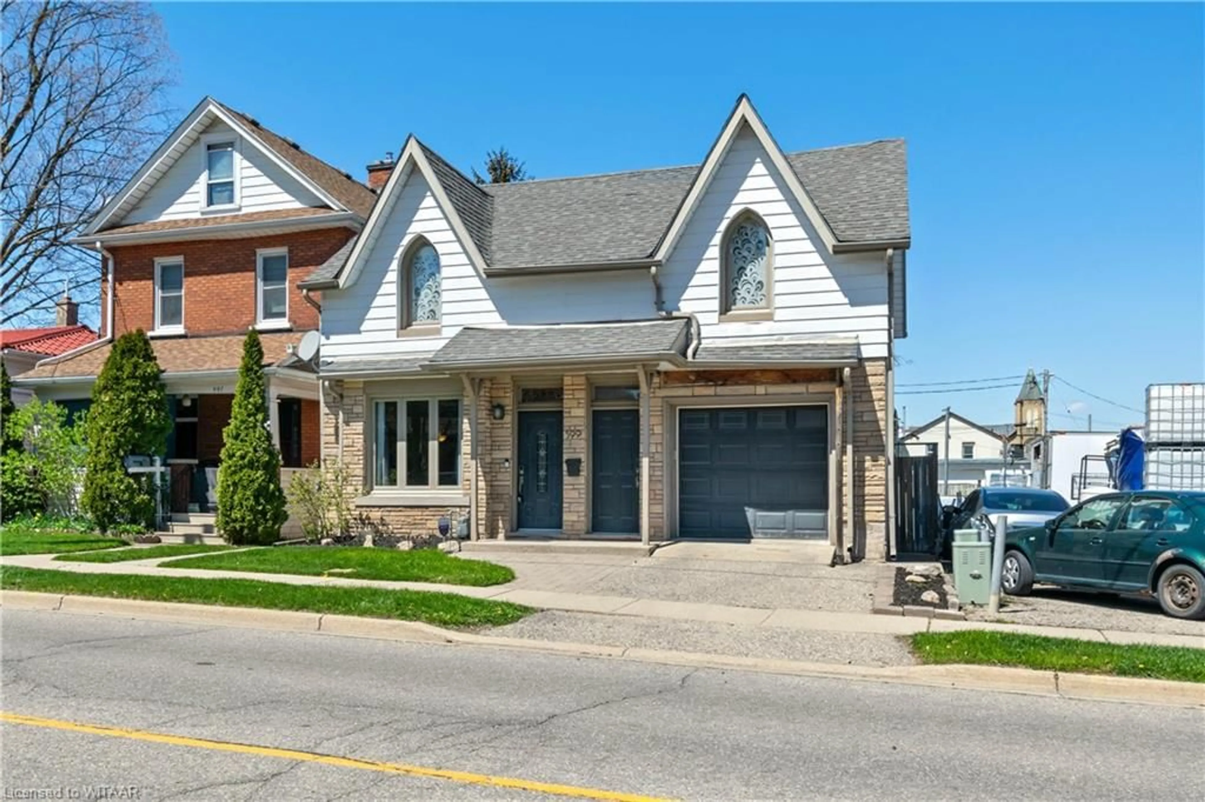 Frontside or backside of a home for 599 Peel St, Woodstock Ontario N4S 1K6