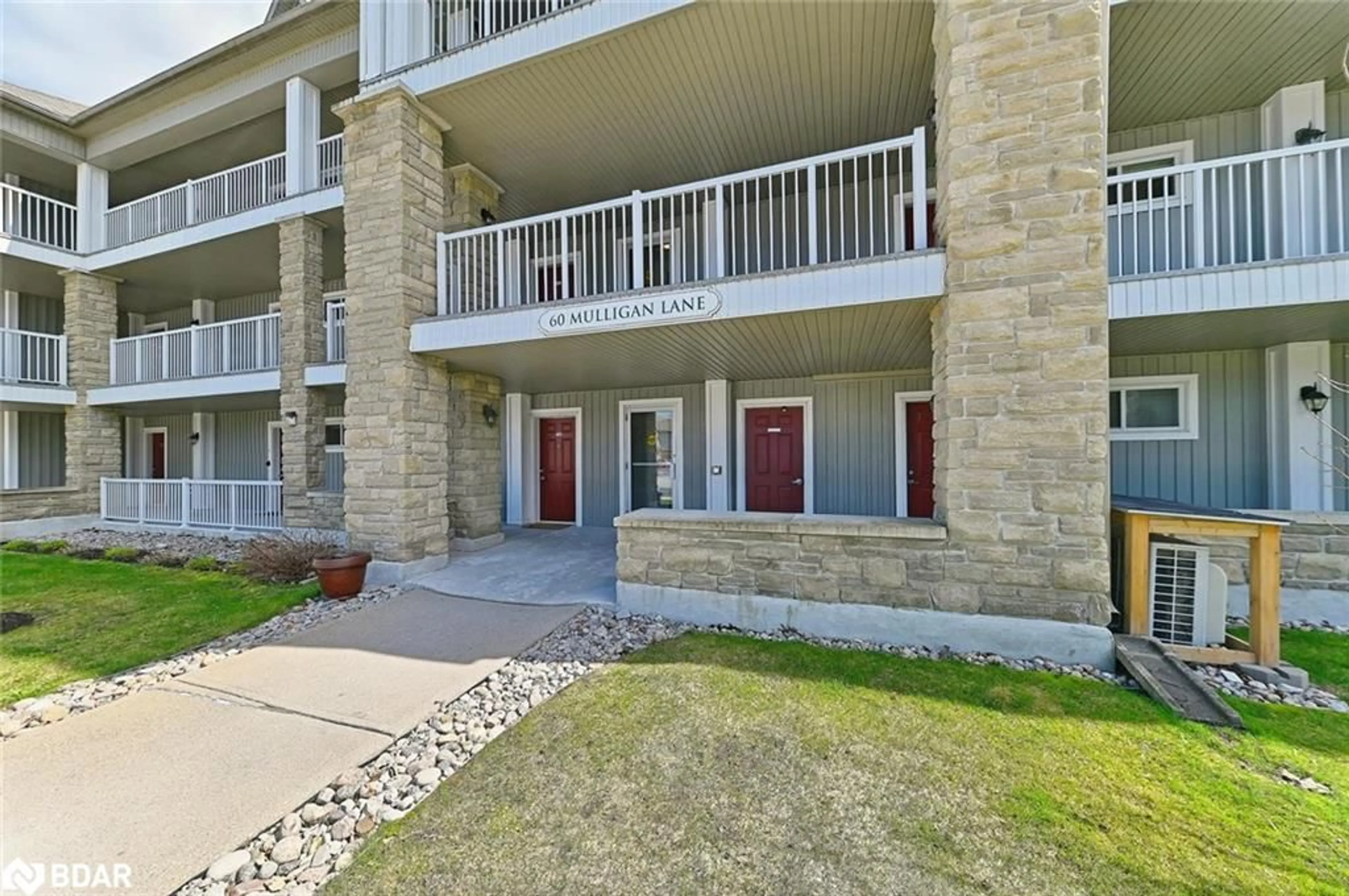 A pic from exterior of the house or condo for 60 Mulligan Lane #219, Wasaga Beach Ontario L9Z 0C5