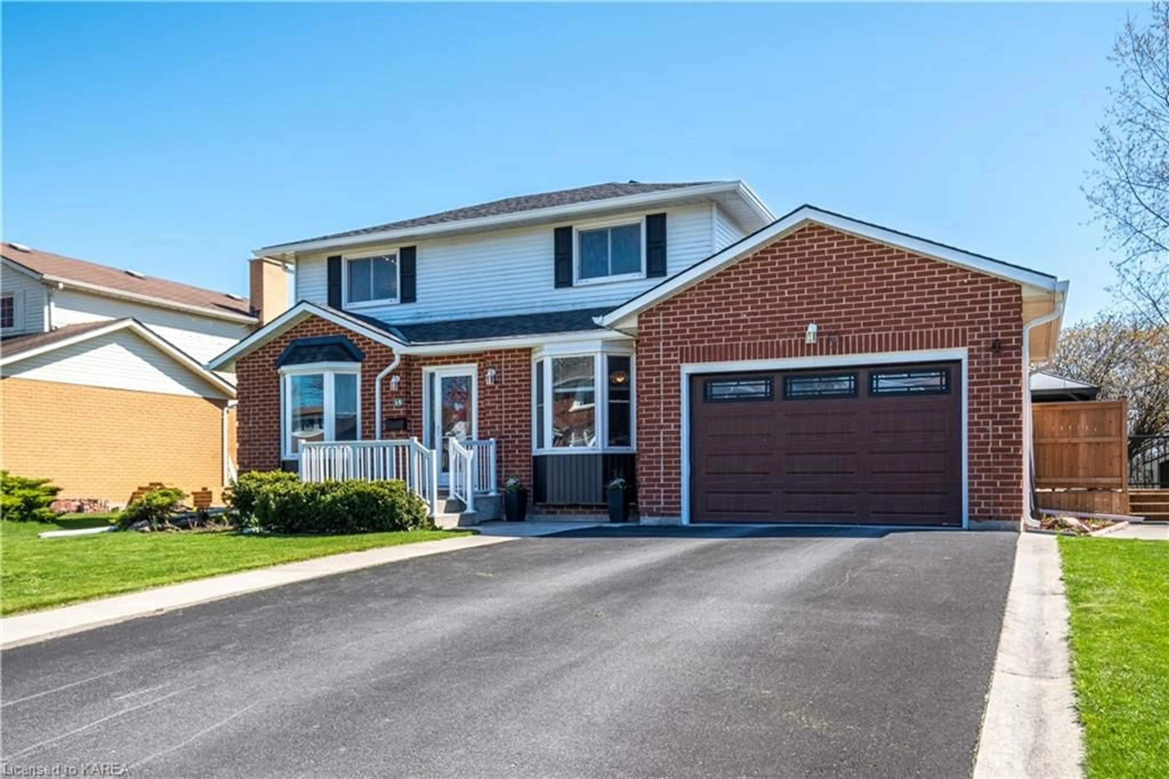 Home with brick exterior material for 15 Chartwell Cres, Kingston Ontario K7K 6M4