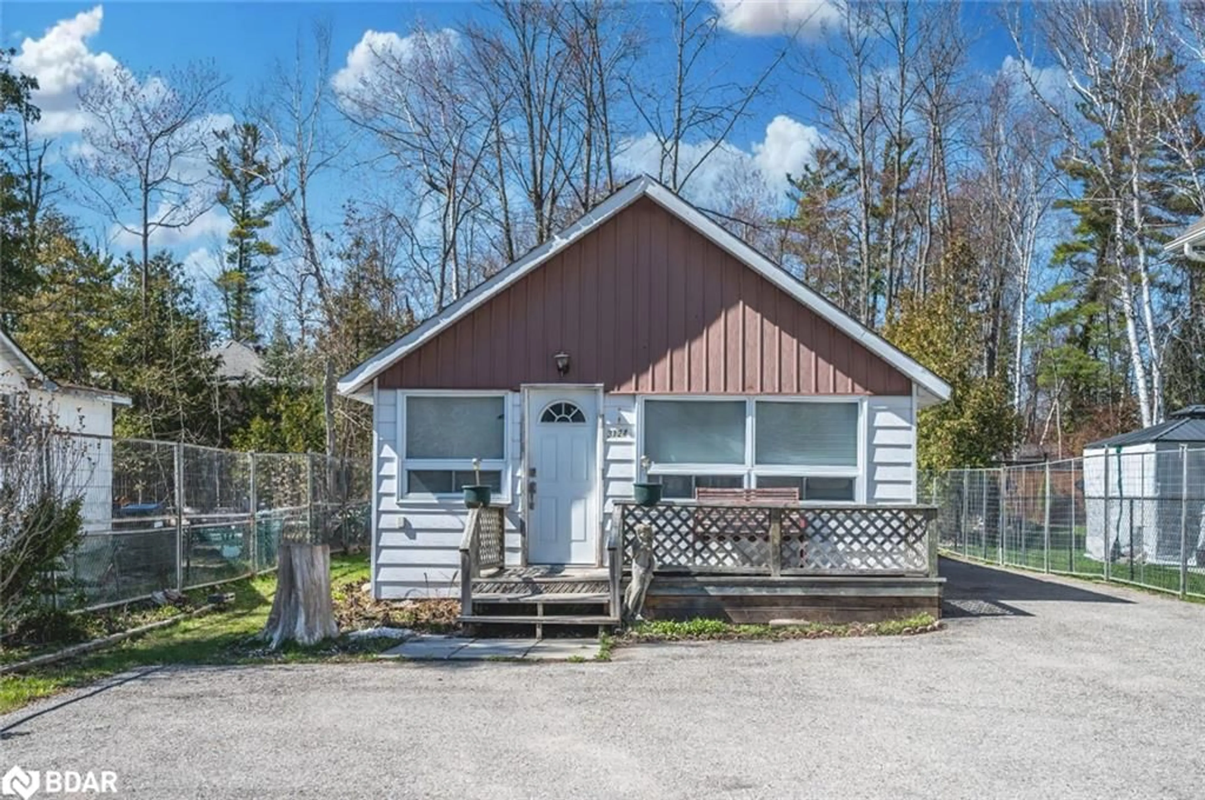 Cottage for 3124 Mosley St, Wasaga Beach Ontario L9Z 1V6