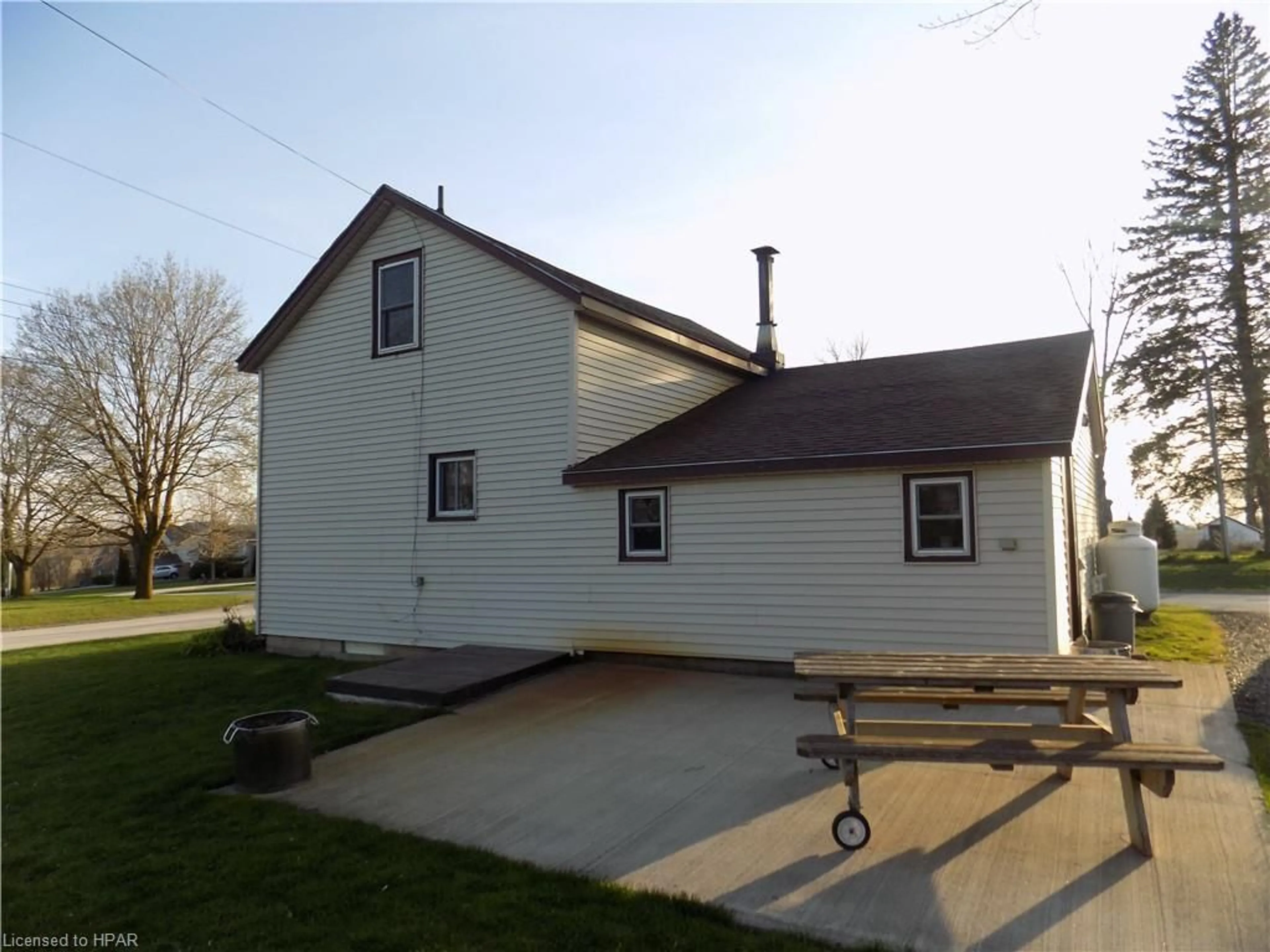 Frontside or backside of a home for 2021 William St St, Gorrie Ontario N0G 1X0