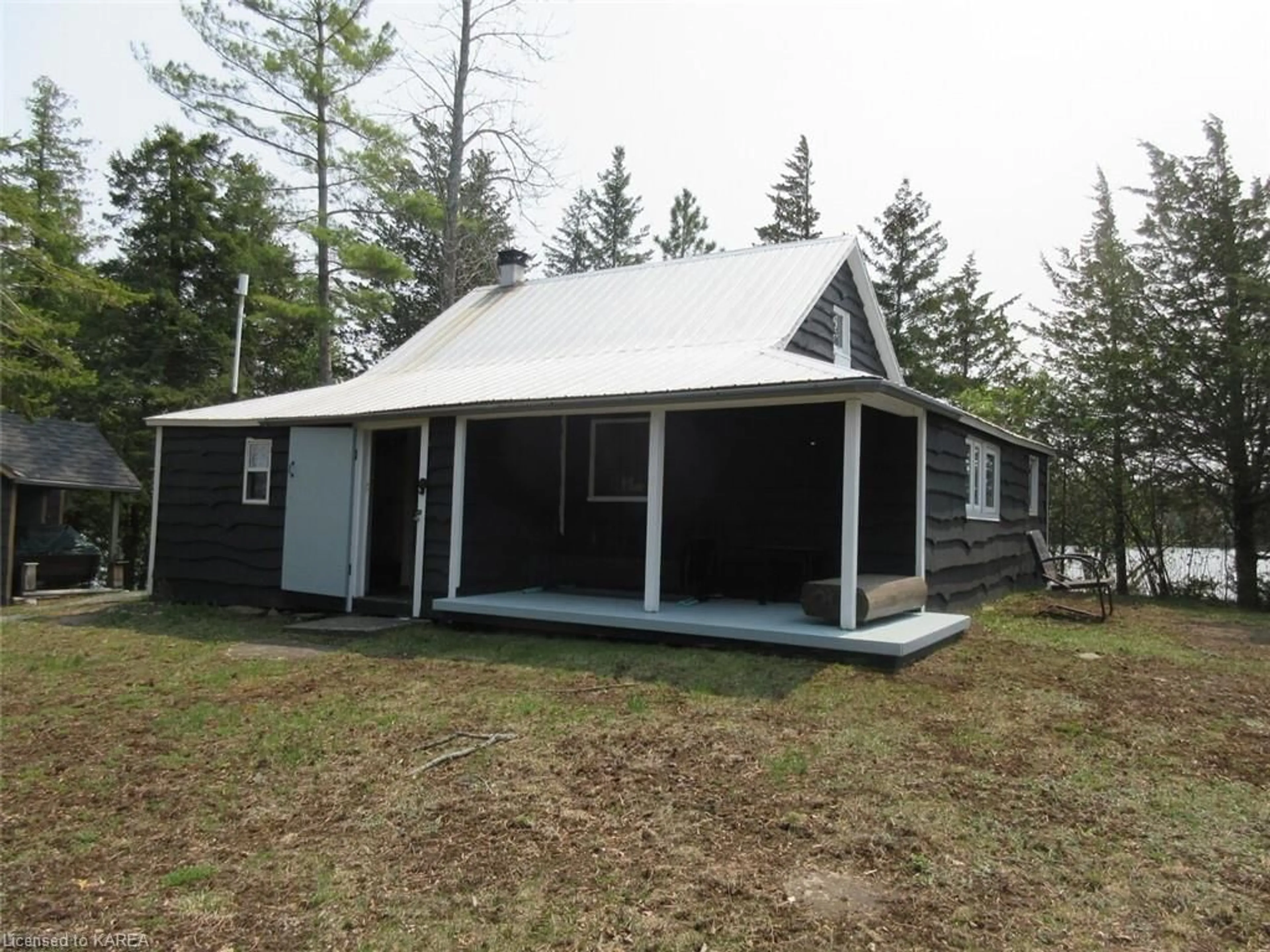 Cottage for 1662 Bradshaw Rd, Tamworth Ontario K0K 3G0
