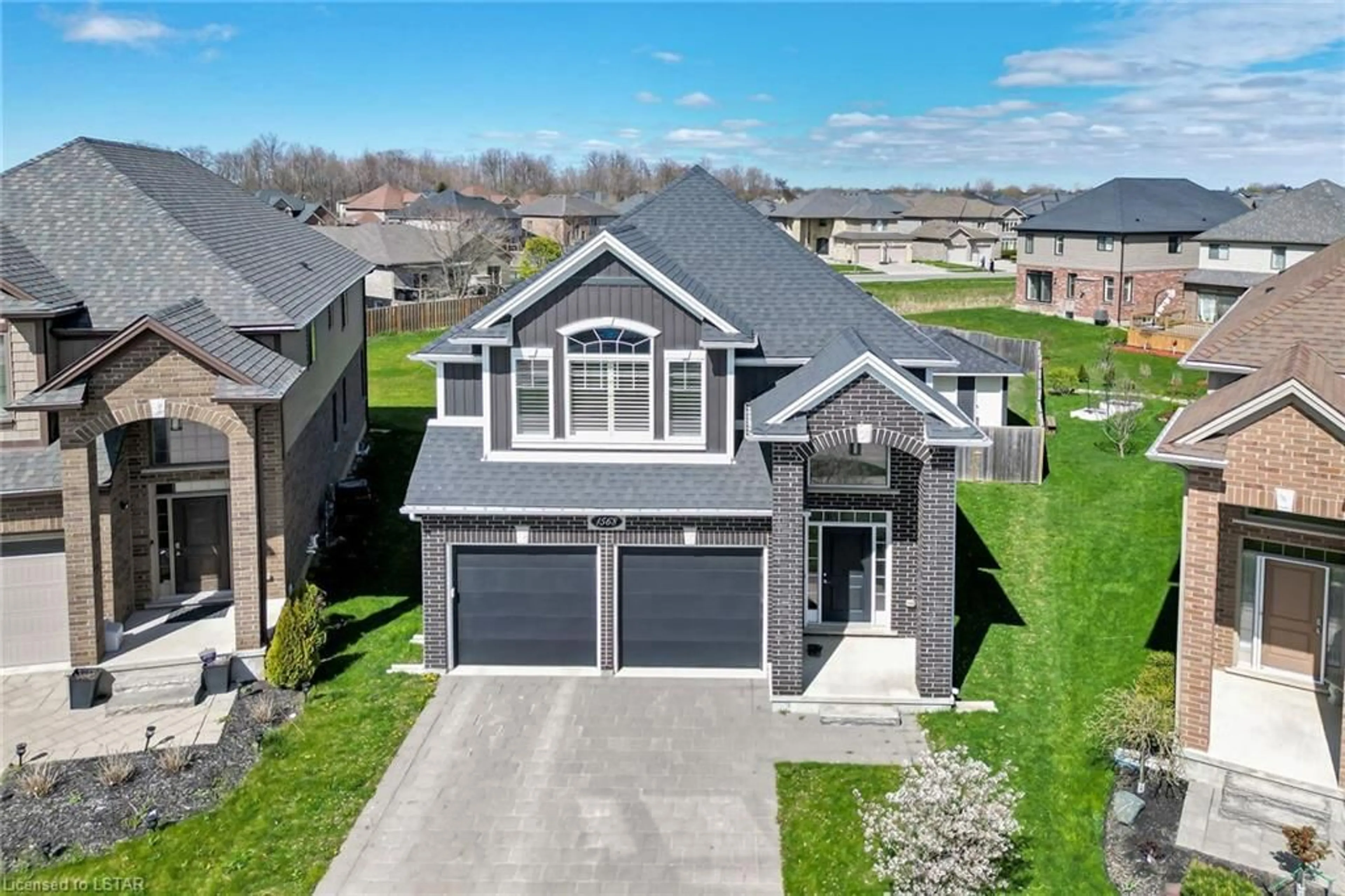 Frontside or backside of a home for 1568 Noah BEND, London Ontario N6G 0T2