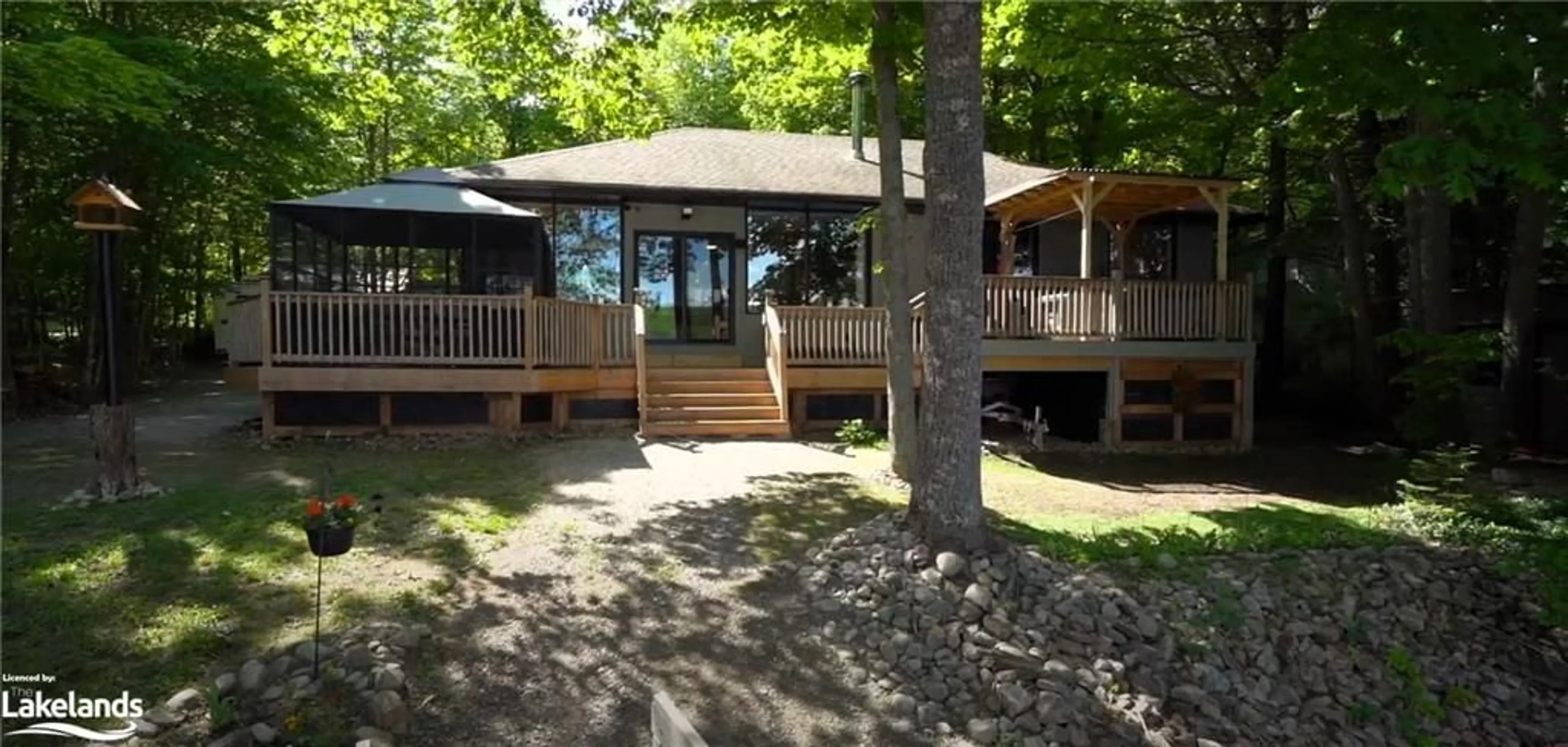 Cottage for 1360 Peterson Rd, Minden Ontario K0M 2K0