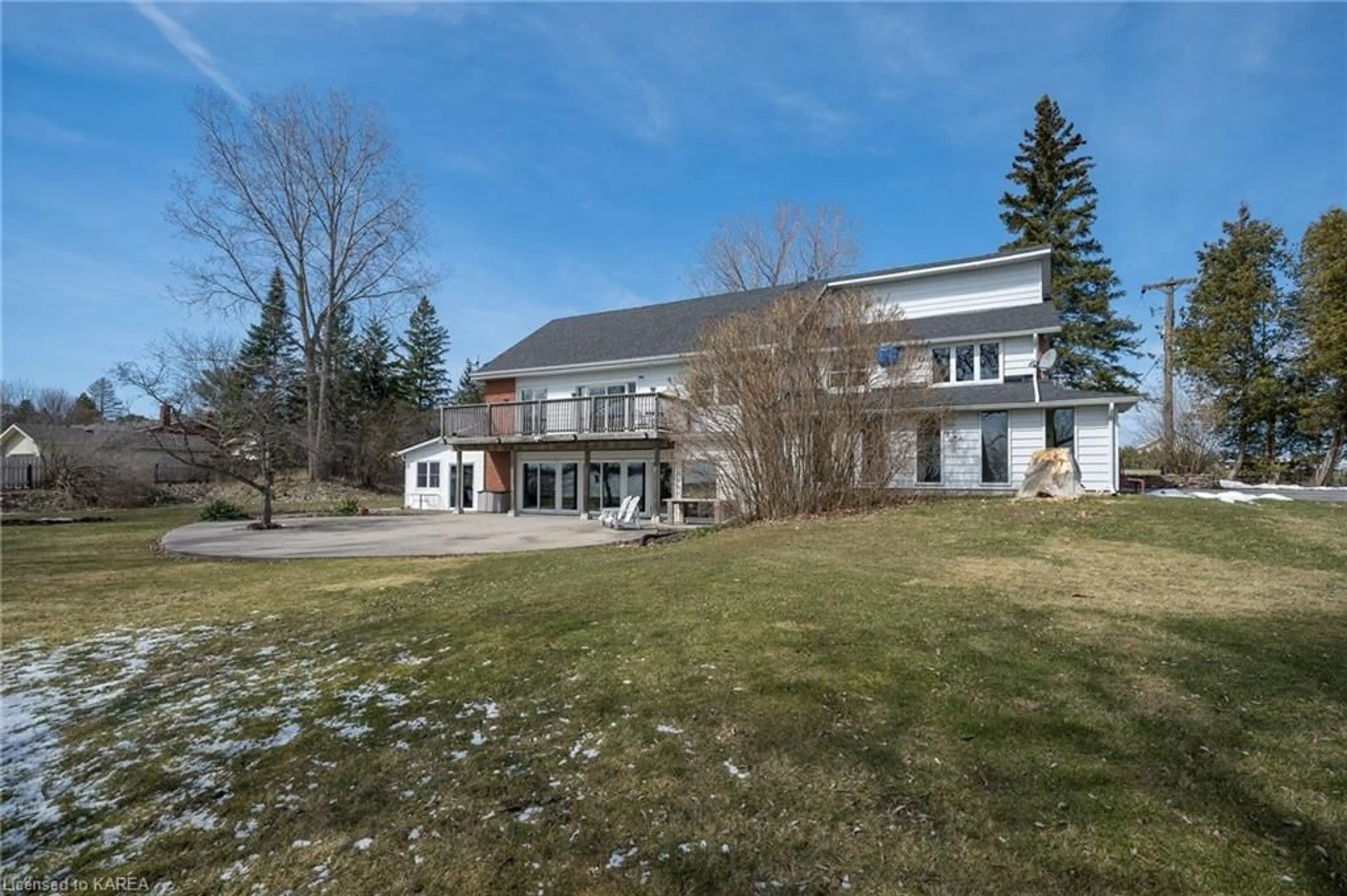 Outside view for 9480 County Rd 2, Napanee Ontario K7R 3L1